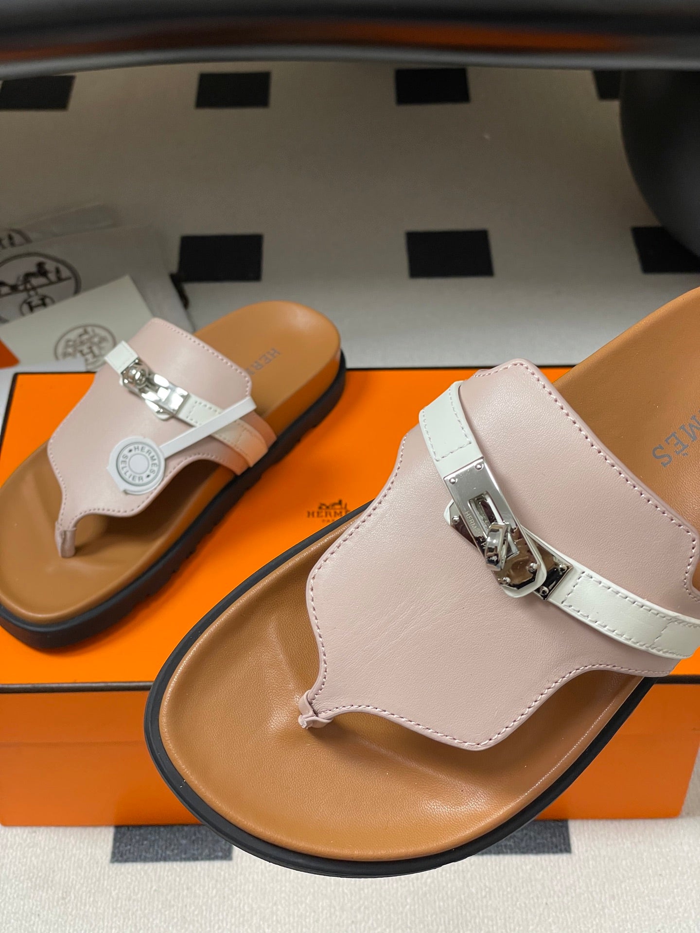 HM Empire Sandal Brown Pink Cowhide 377541