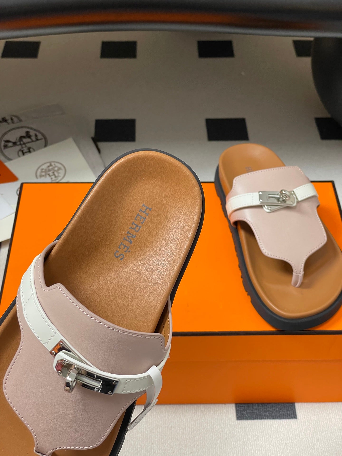 HM Empire Sandal Brown Pink Cowhide 377541