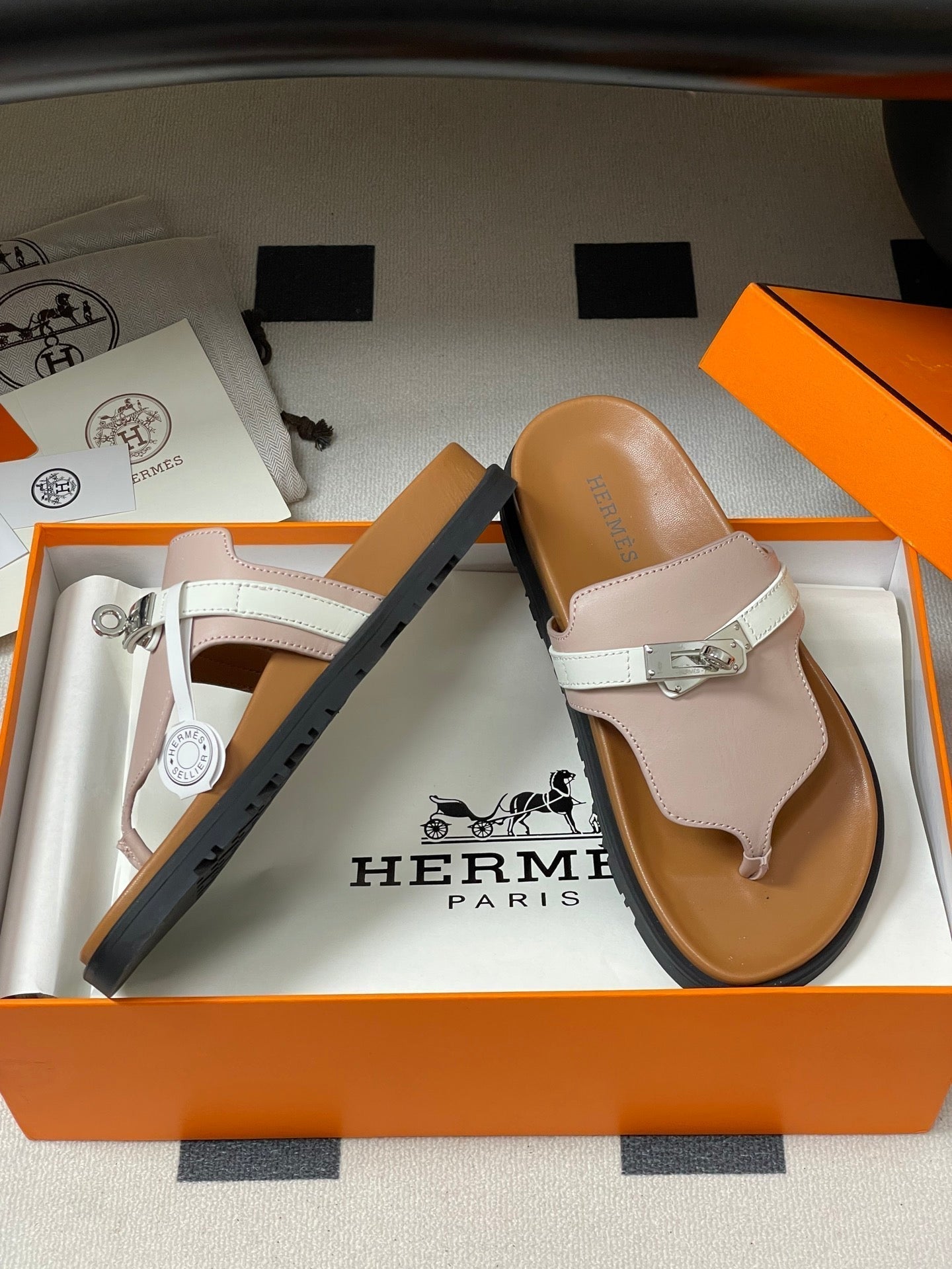 HM Empire Sandal Brown Pink Cowhide 377541