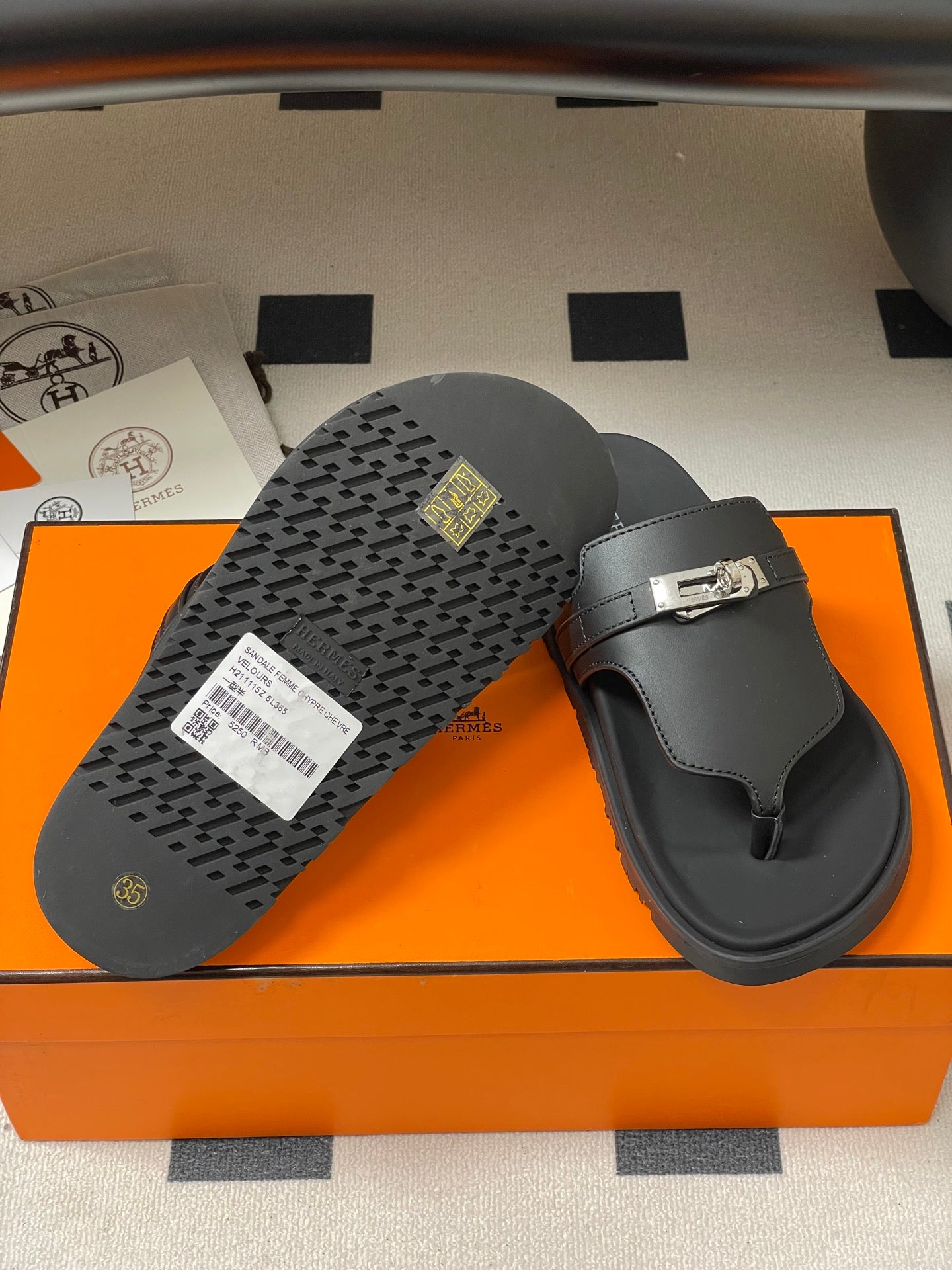 HM Empire Sandal Black Cowhide 377543