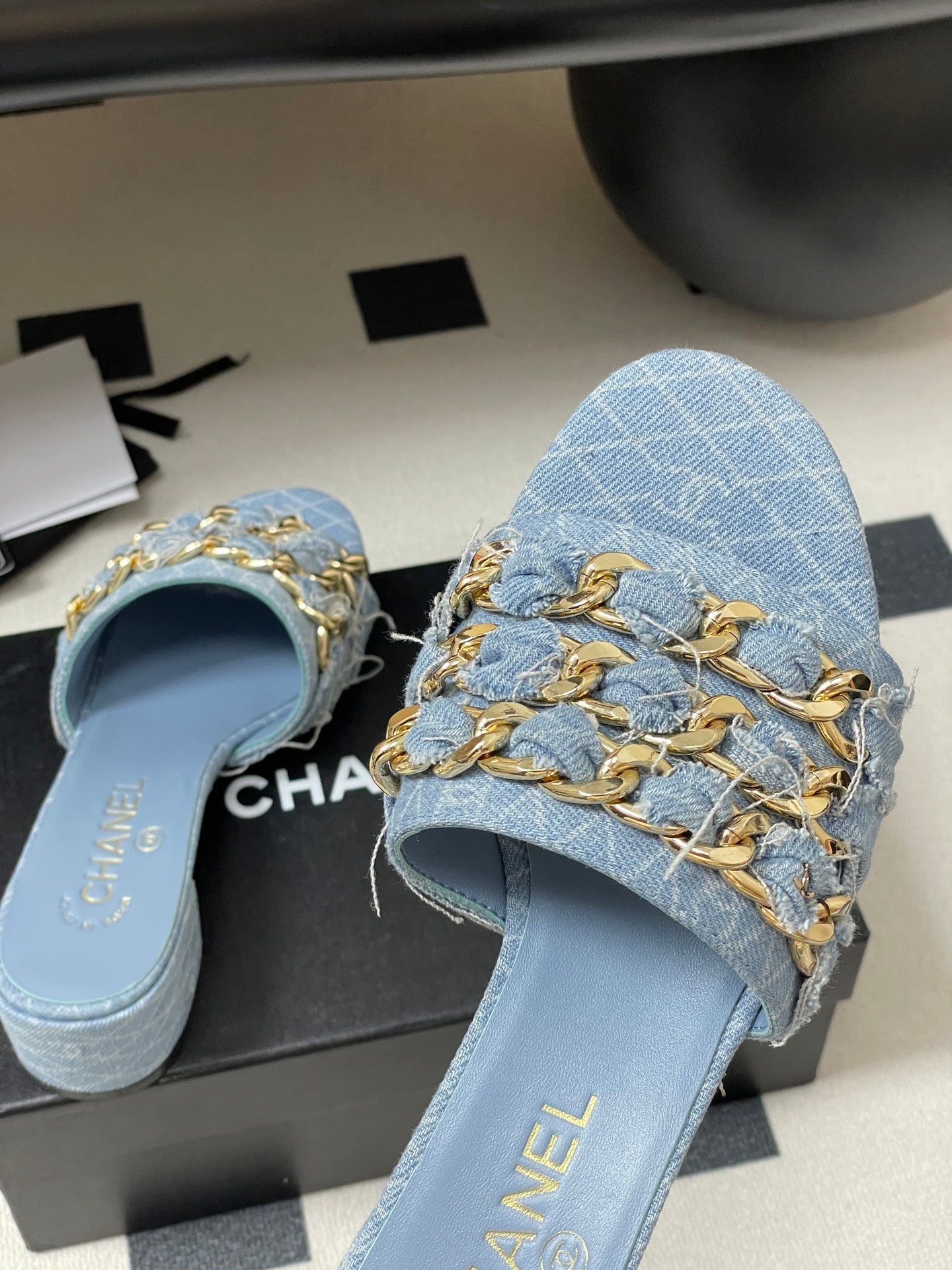 CC 25 Denim Mule Blue Sheepskin 364717