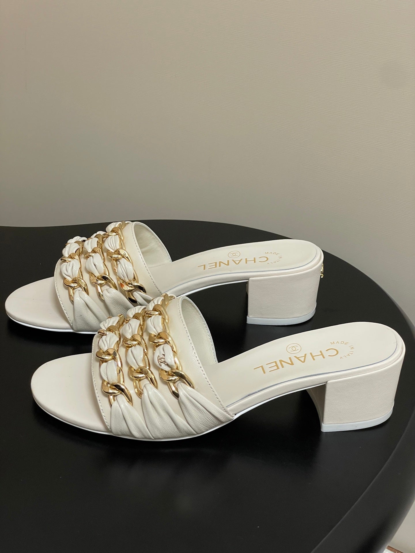 CC 25 Mule 5cm White Sheepskin 364719