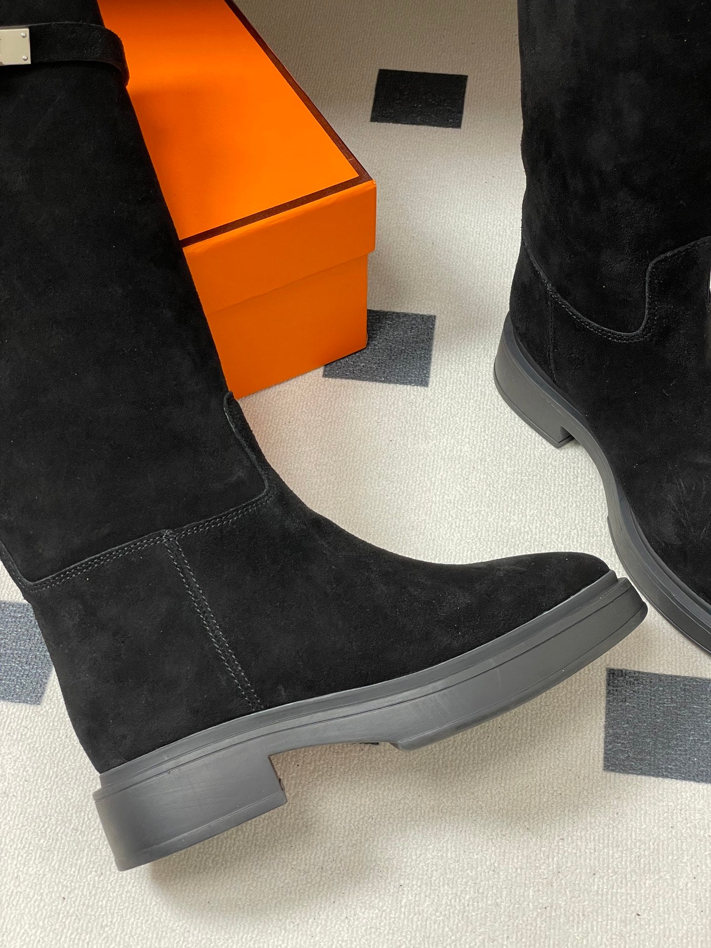 HM Jumping Boots Black Kelly Buckle Suede 423267