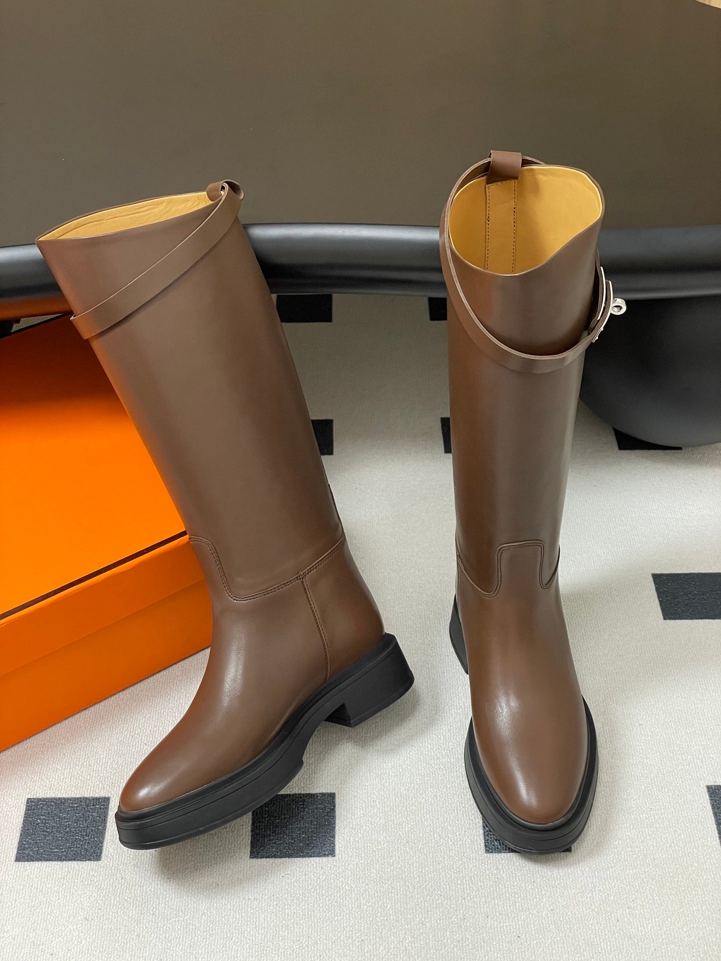 HM Jumping Boots Dark Brown Kelly Buckle Cowhide Leather