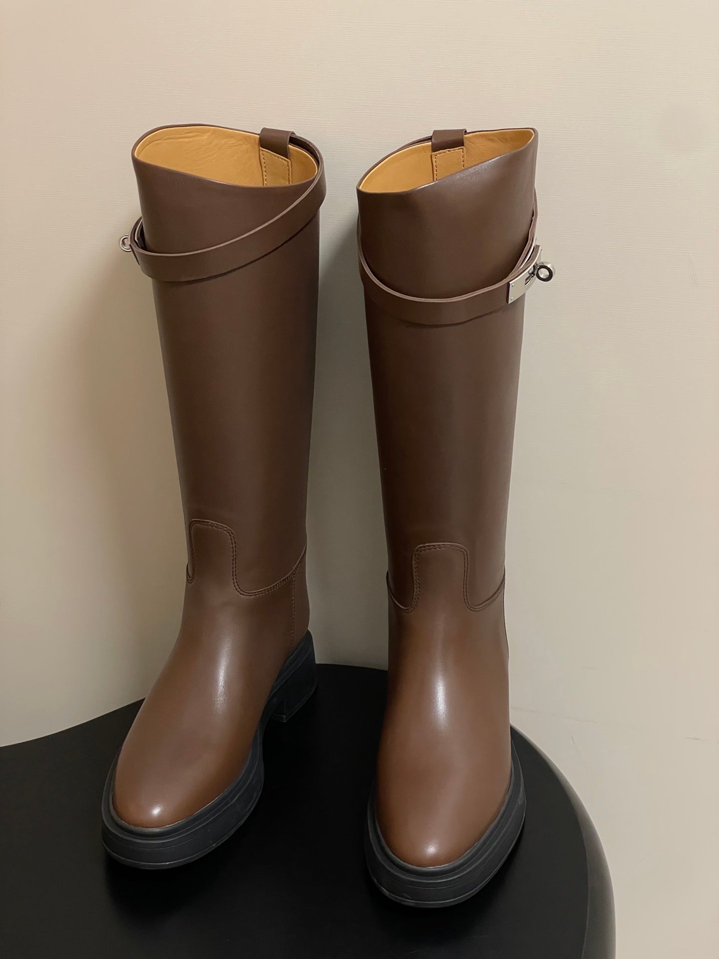 HM Jumping Boots Dark Brown Kelly Buckle Cowhide Leather