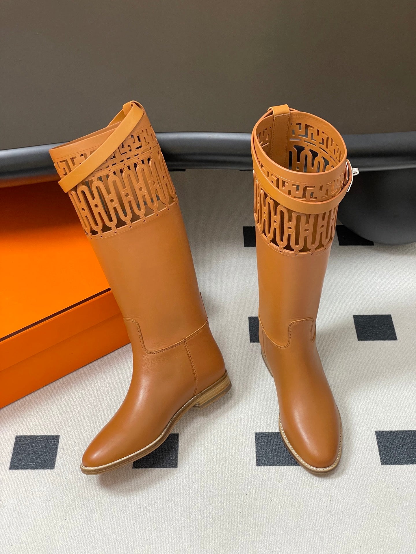 HM Jumping Boots Caramel Brown Kelly Buckle Calfskin 423263