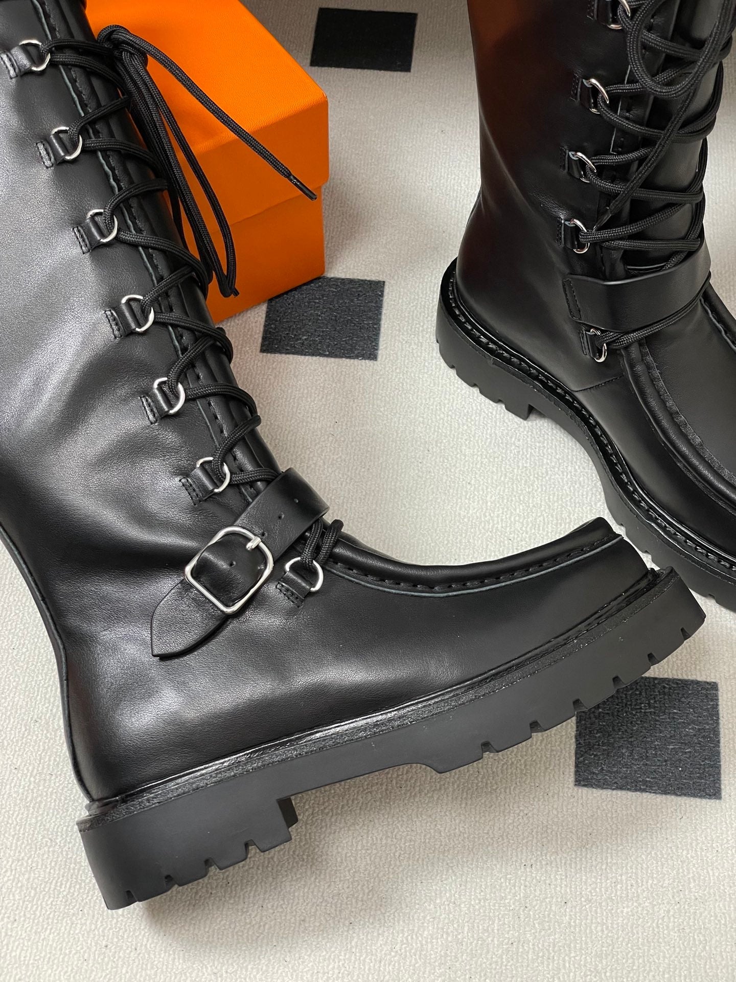 HM lace up boots belt buckle black leather