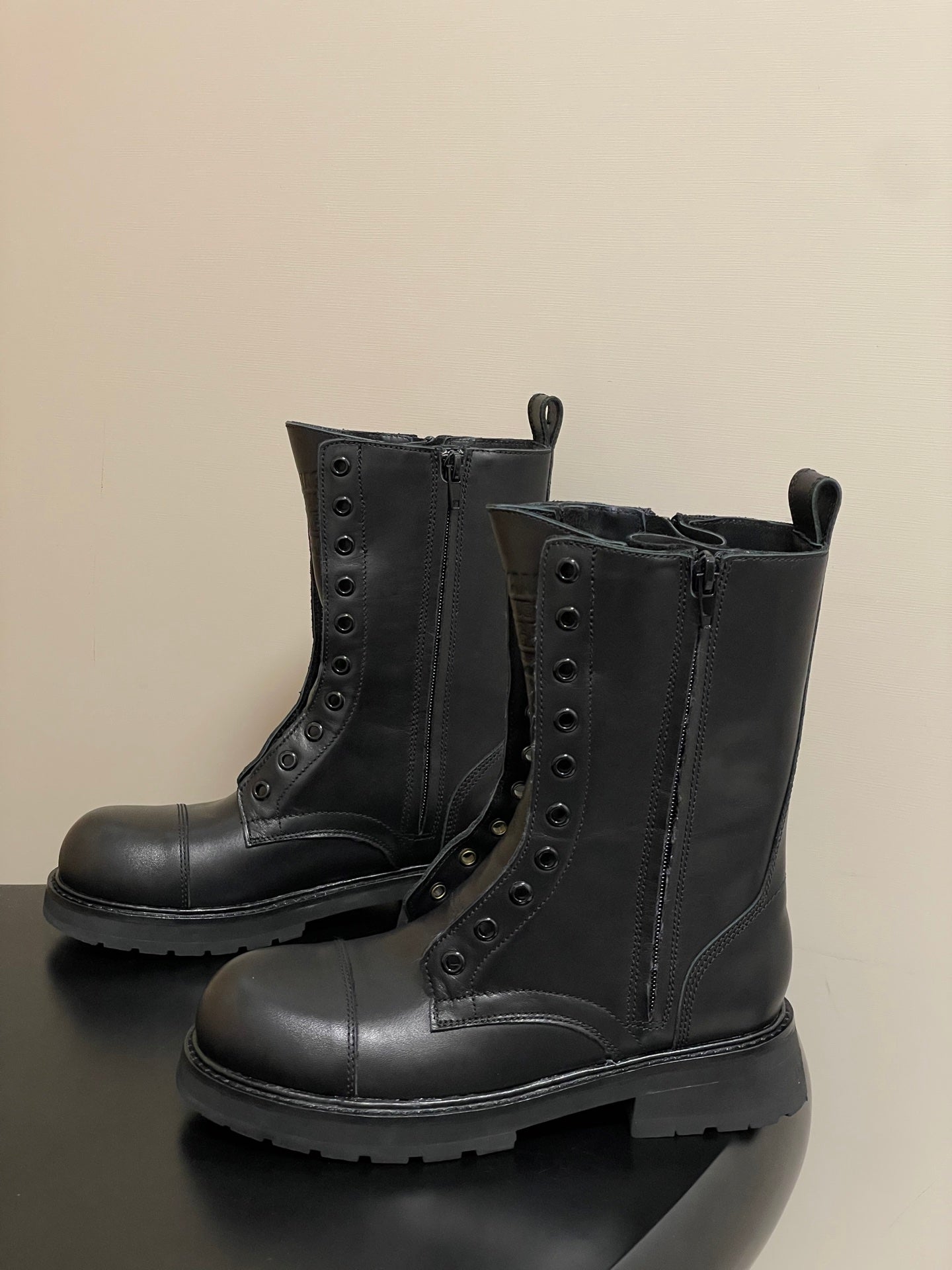 Balenciaga 25ss short boots black sheepskin 469073