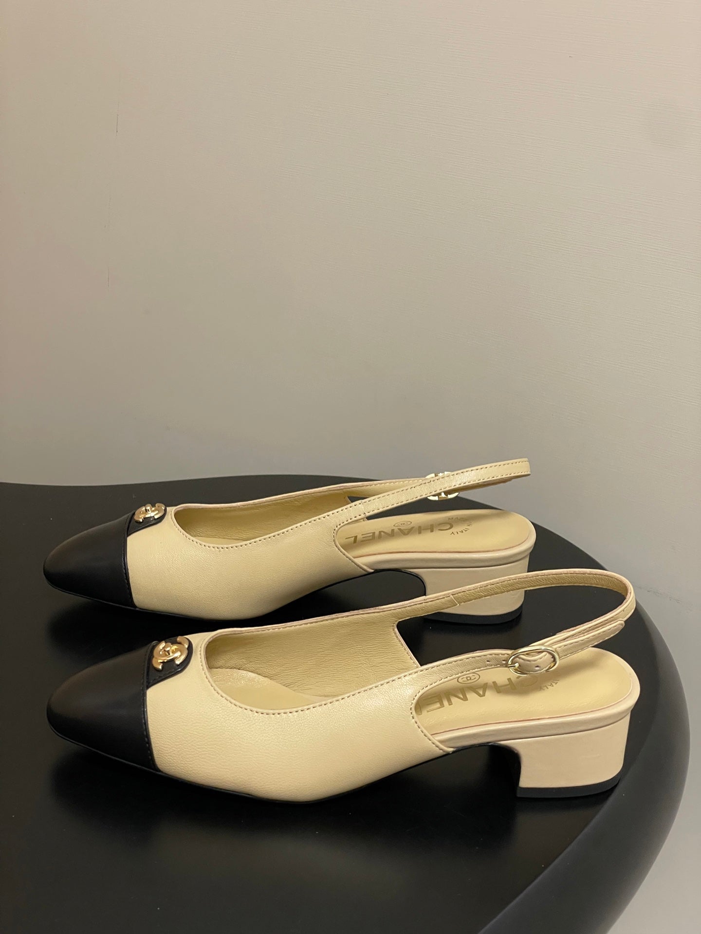 Chanel 25 Slingback 30mm Beige Black Lambskin 473213