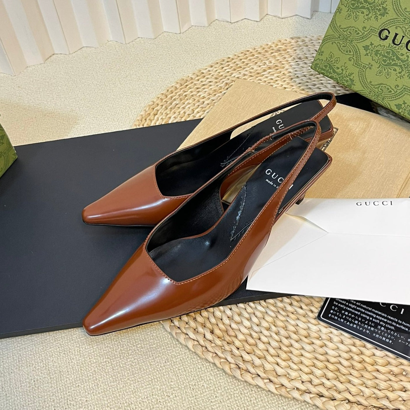 GG Women's G plain leather logo Slingbacks Gingerbread brown