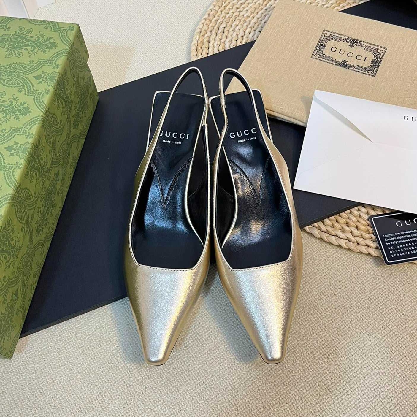 GG Women's G plain leather logo Slingbacks Golden