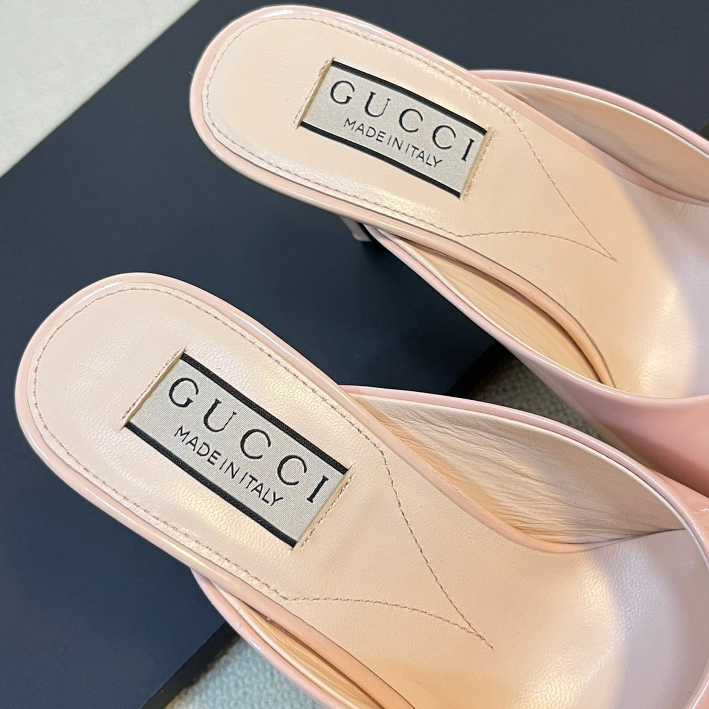 GG  Women's Horsebit mid-heel slide sandal in glossy Rose Pink