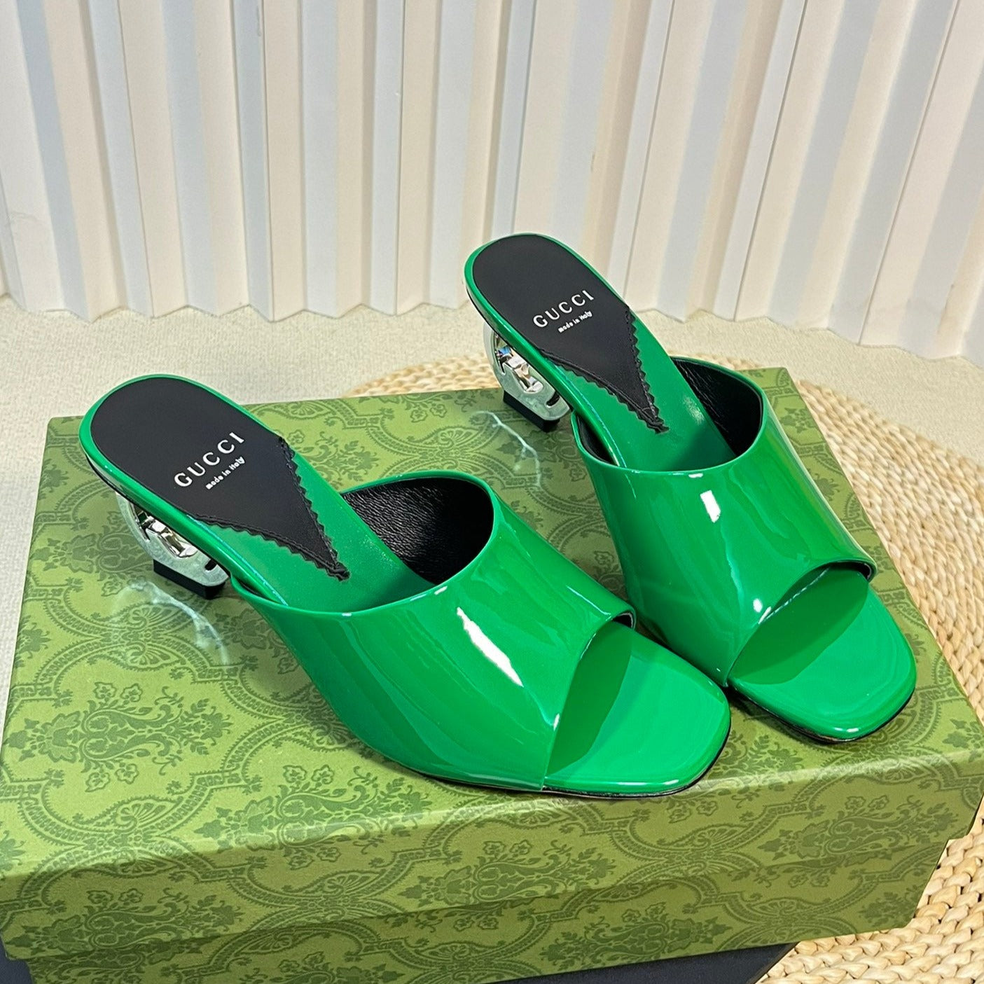 GG  Women's Heeled Sandals Glossy Forest Green
