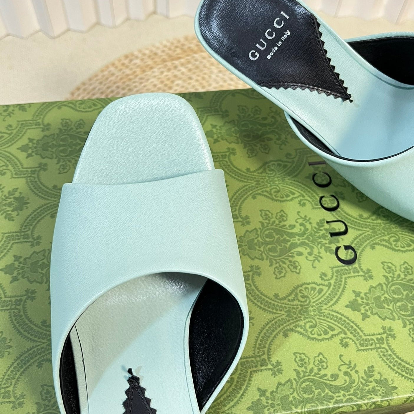 GG  Women's Heeled Sandals Vivid Sky Blue