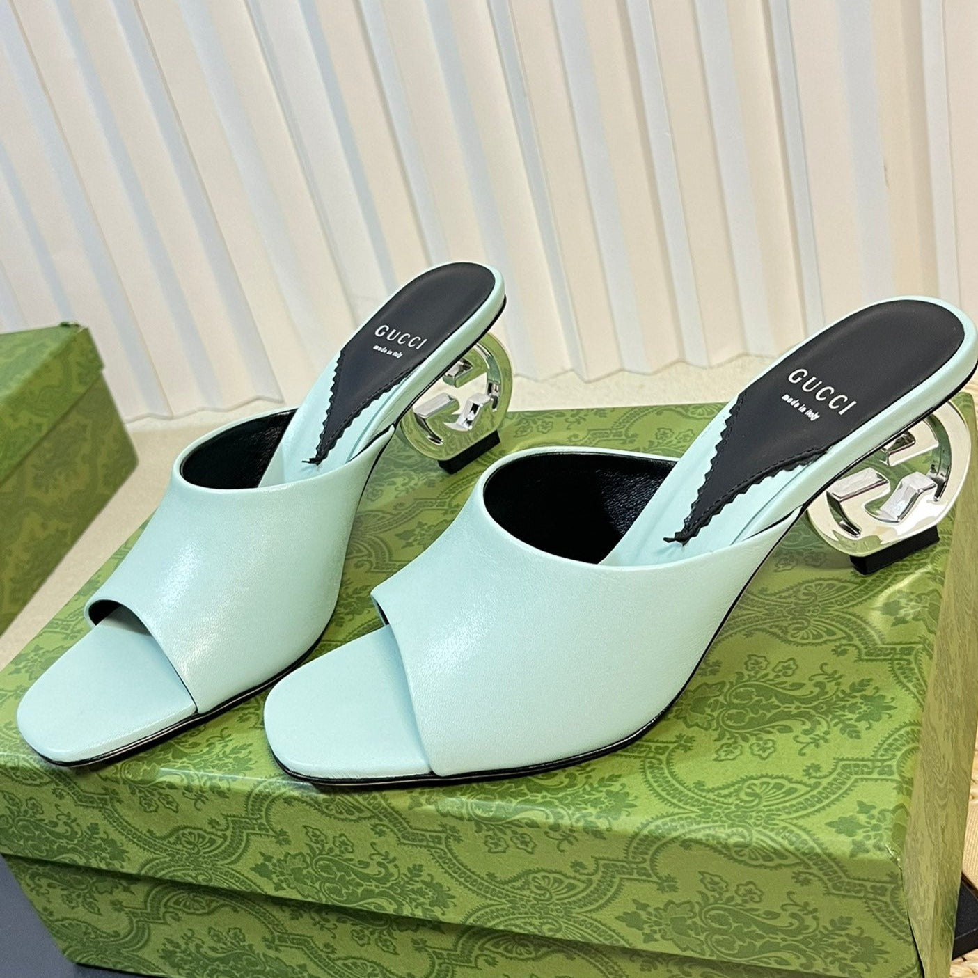 GG  Women's Heeled Sandals Vivid Sky Blue