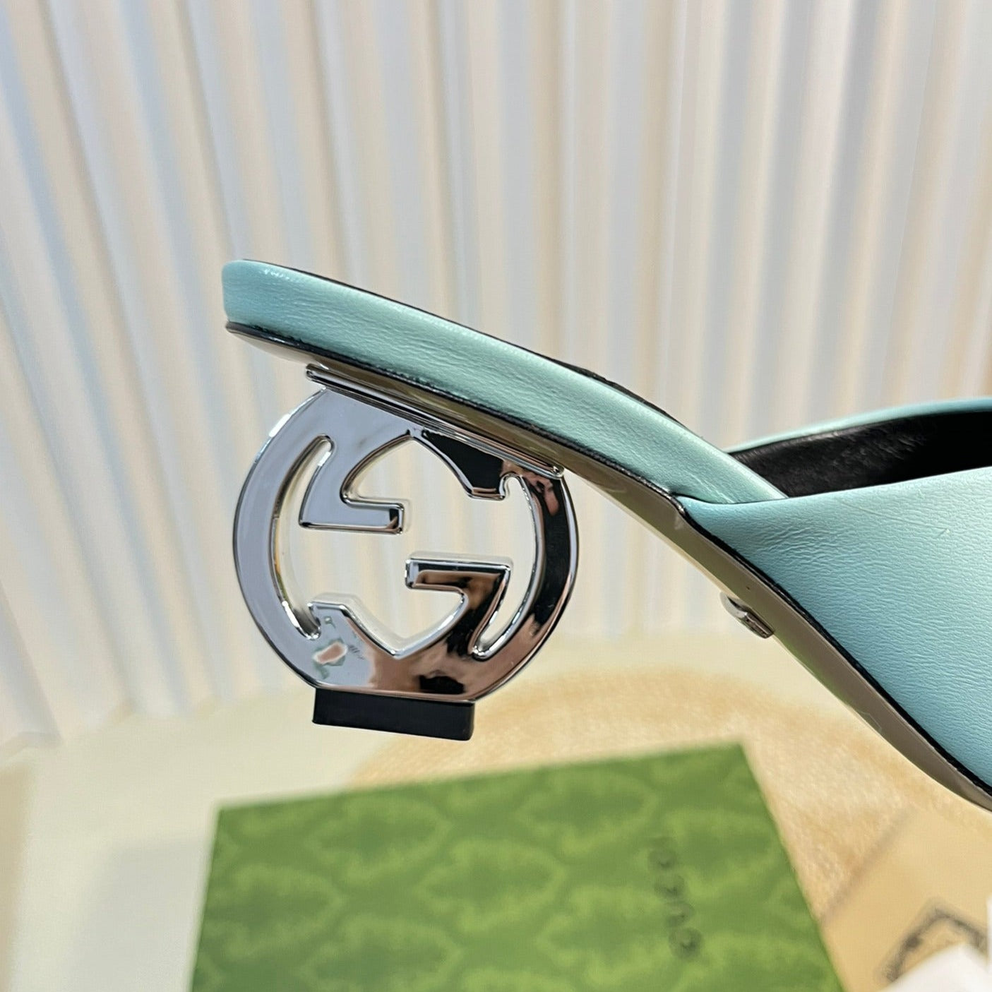 GG  Women's Heeled Sandals Vivid Sky Blue