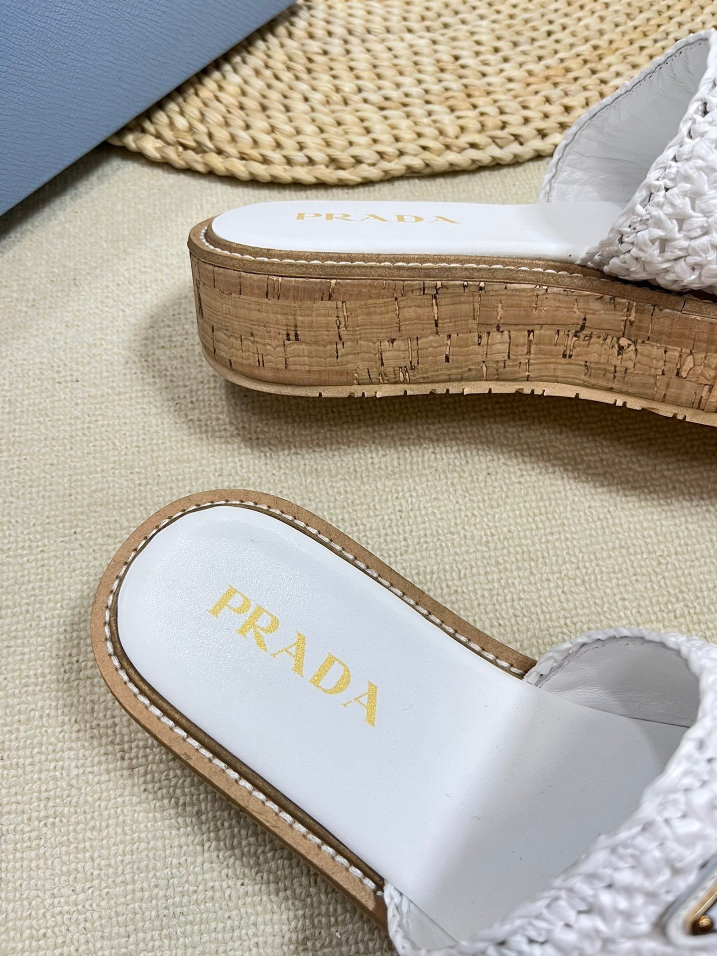 PRA WEDGE FLATFORM SLIDES WHITE RAFFIA