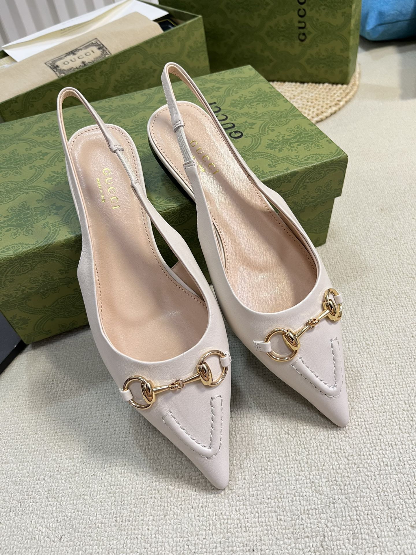 GC Horsebit Slingback Pump 10mm White Sheepskin 294556