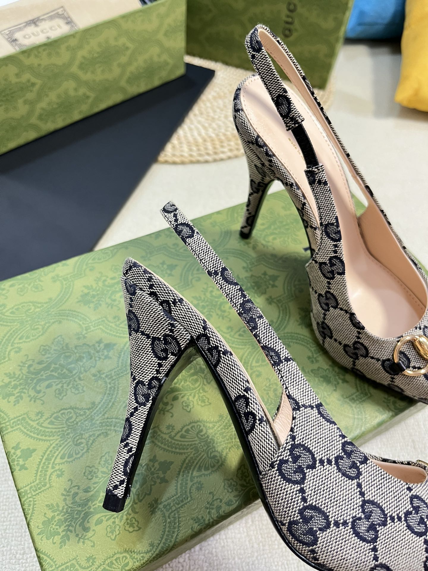 GC Horsebit Slingback Pump 100mm Beige mix Blue Canvas Sheepskin 294565