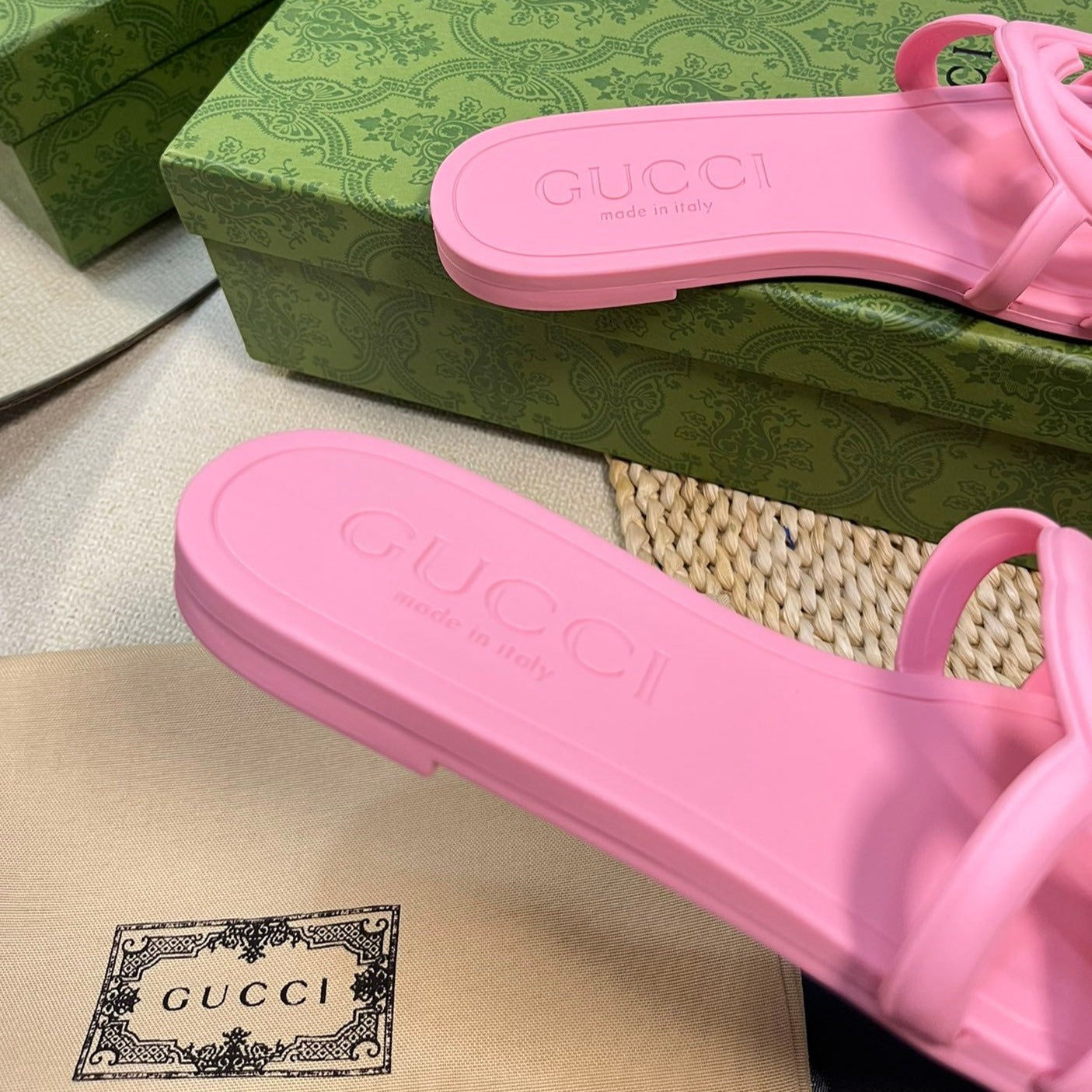 GG Rubber Slide Pink
