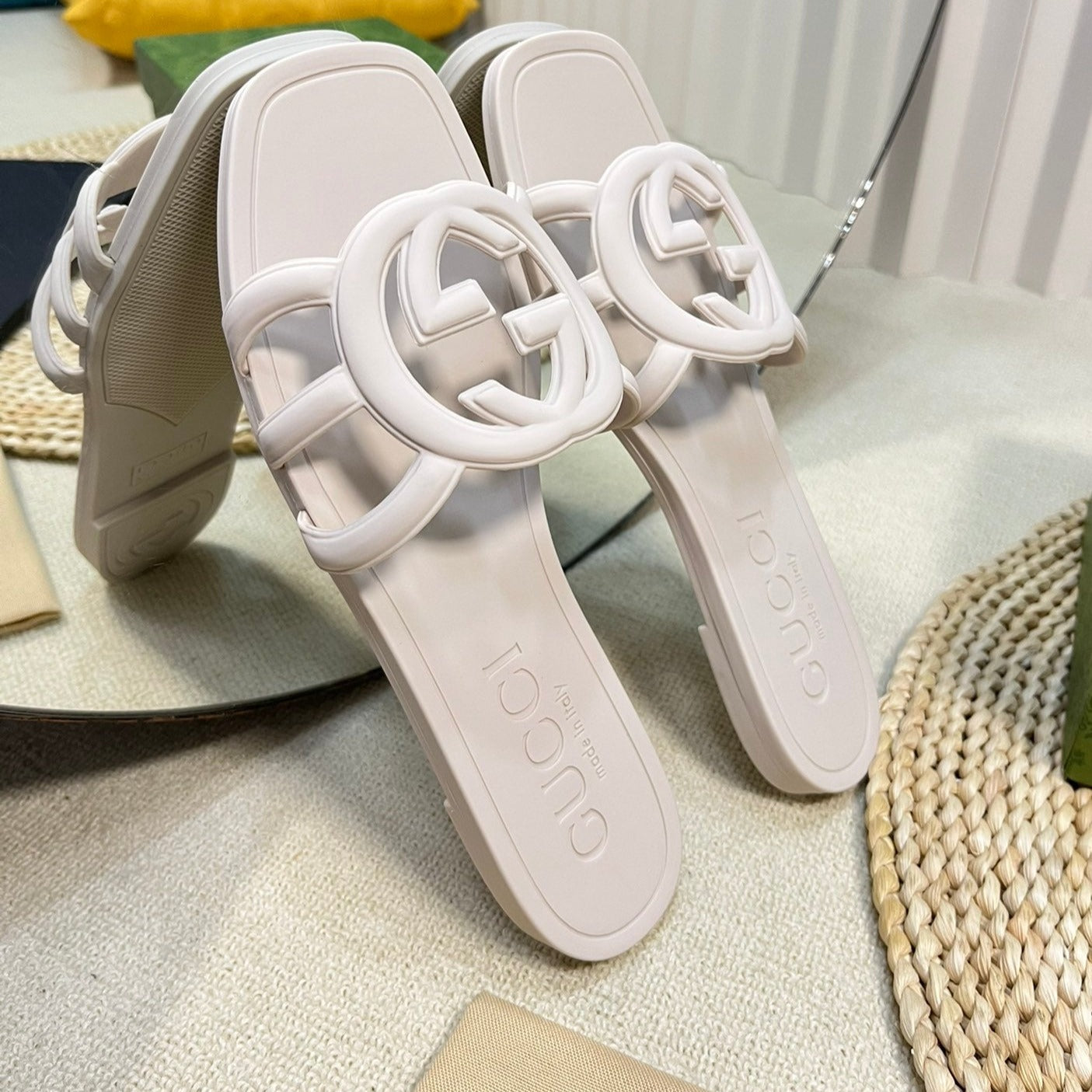 GG Rubber Slide White