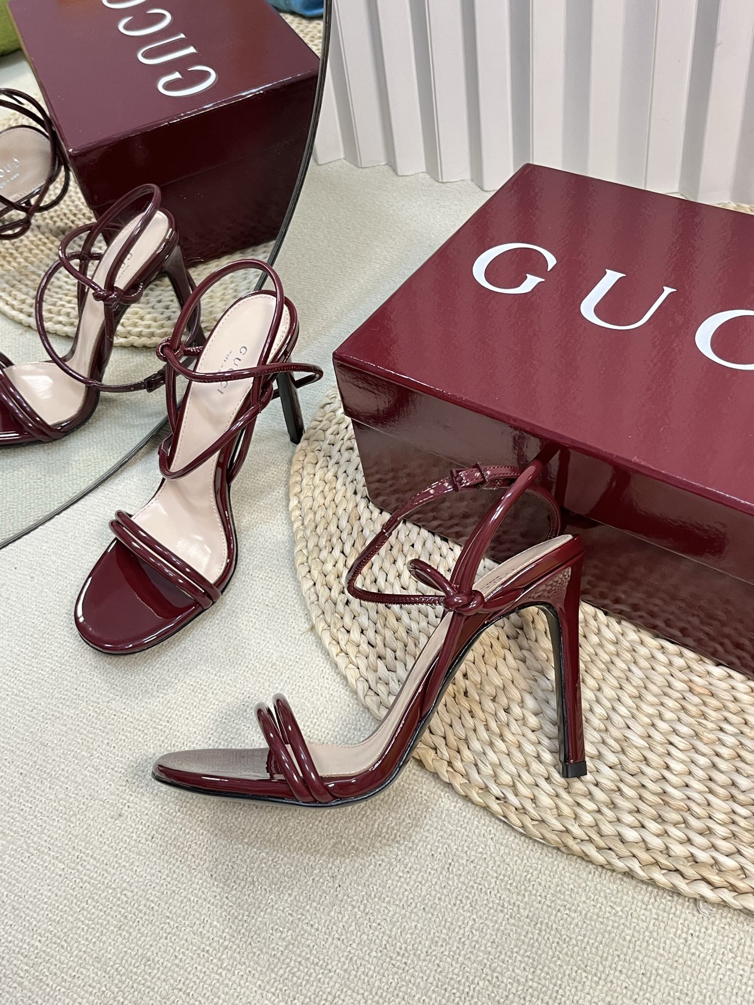 HIGH SANDAL 10 CM IN BERRY RED GLOSSY CALFSKIN