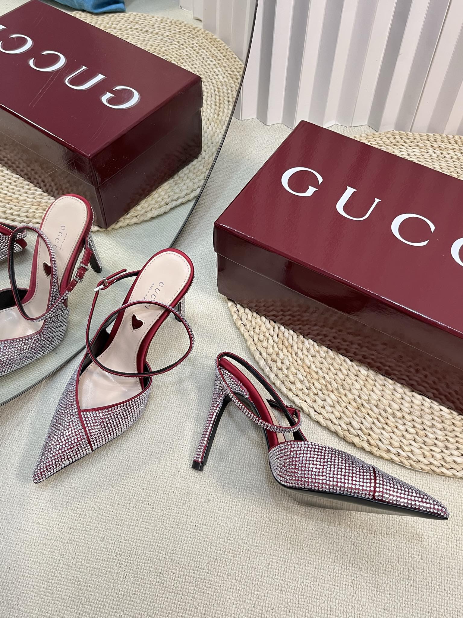 GC Crystal-Embellished Slingbacks Red Silk Sheepskin 294609