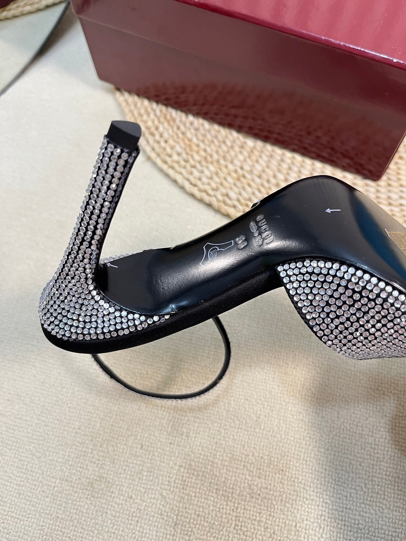 GC Crystal-Embellished Slingbacks Black Silk Sheepskin 294611