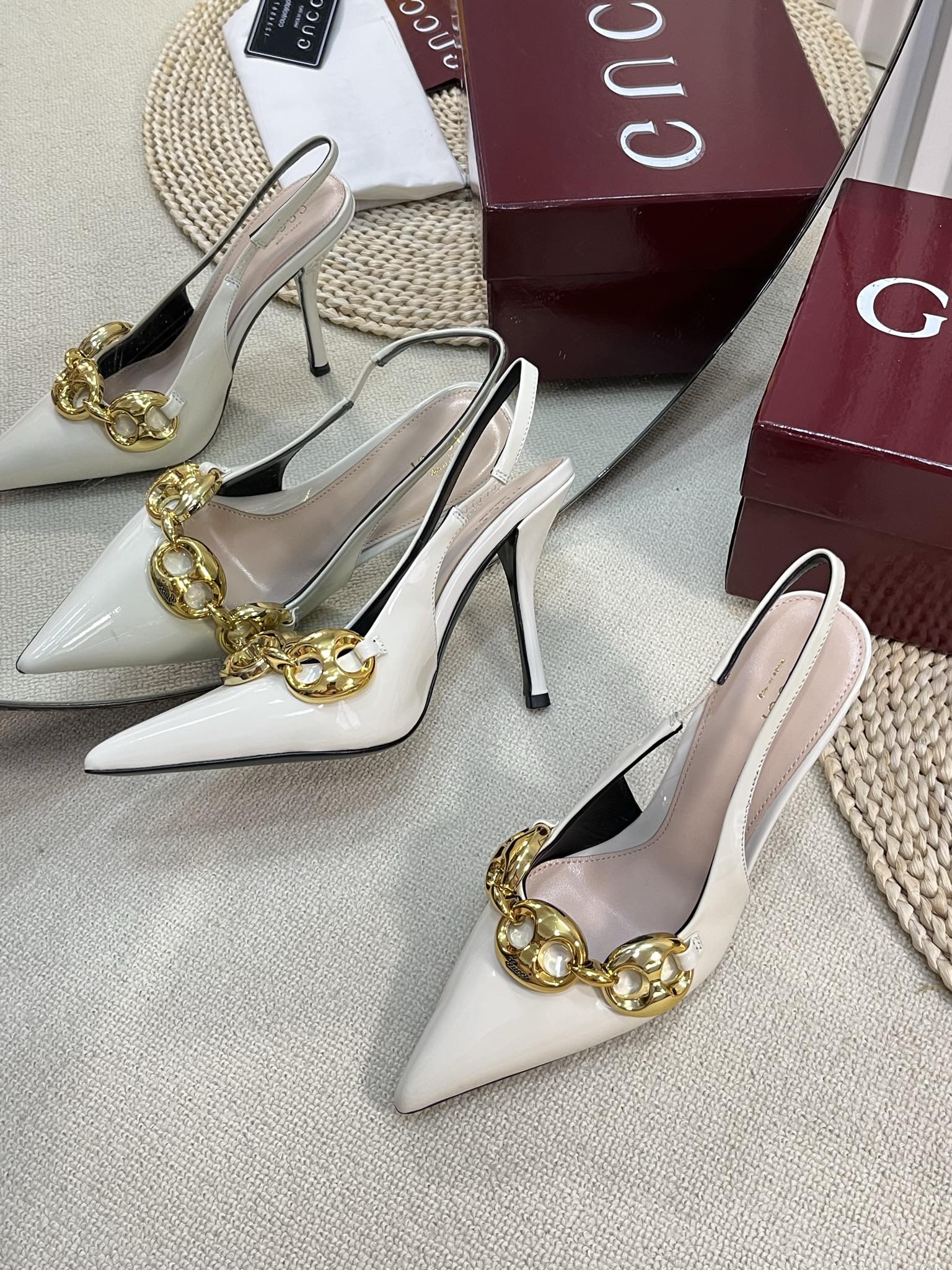 GC Slingbacks With Marina Chain 100mm White Patent Leather 294586