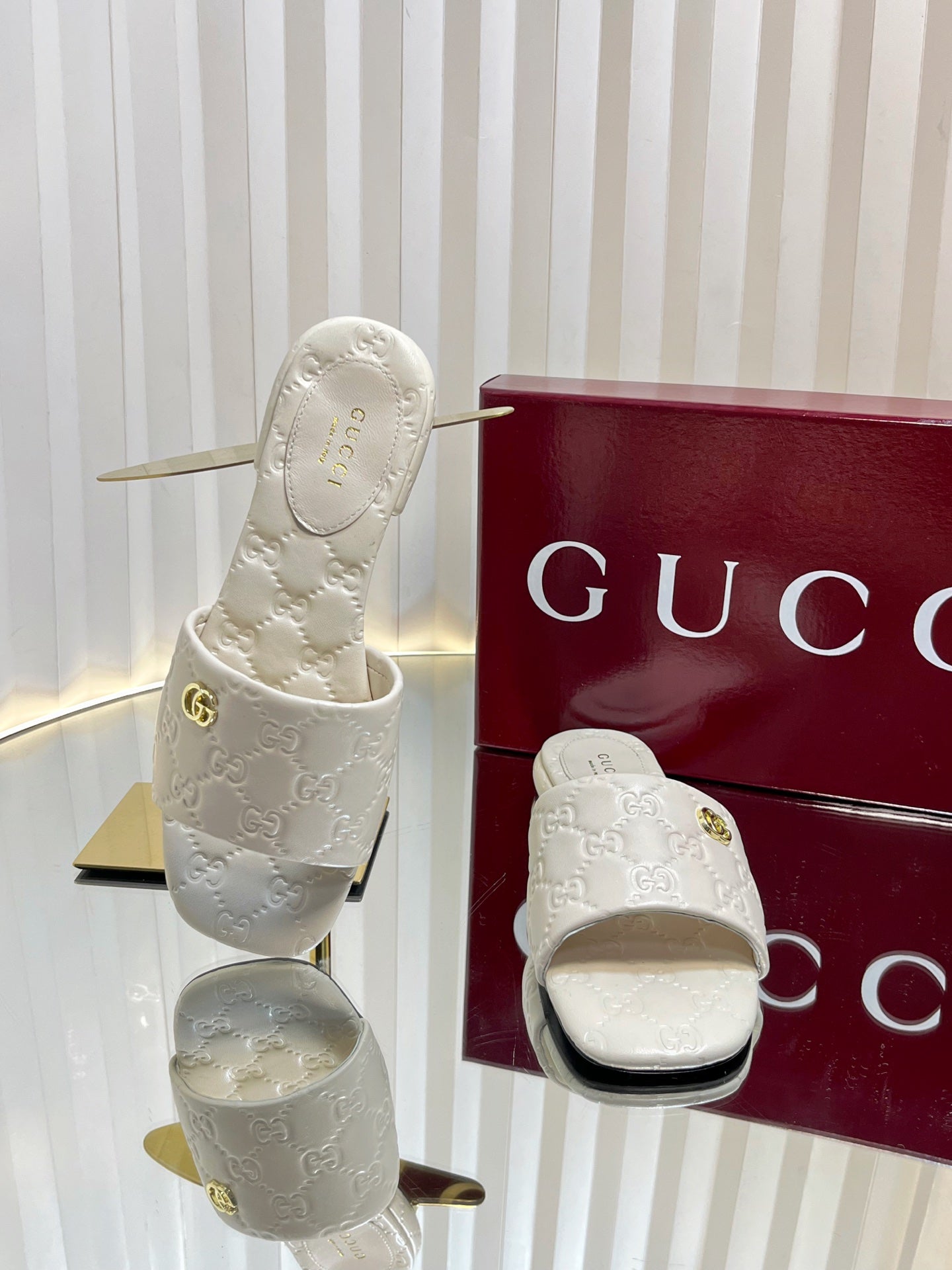 GC Double G Slide Sandals White Embossed Leather 294635