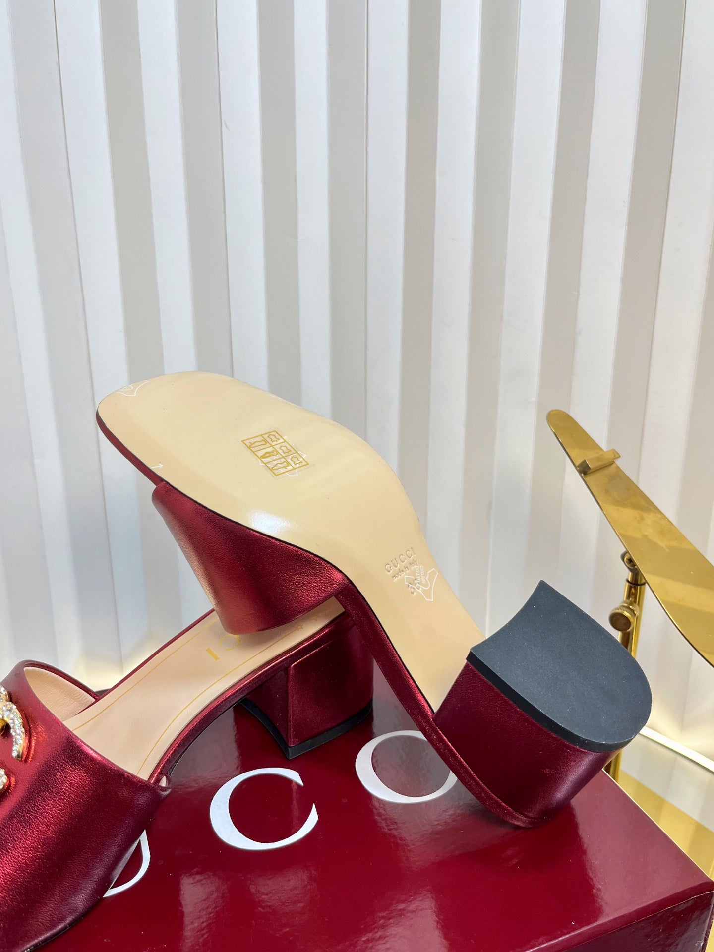 GC 25 Interlocking G Heeled Sandal Red Patent Leather 294638