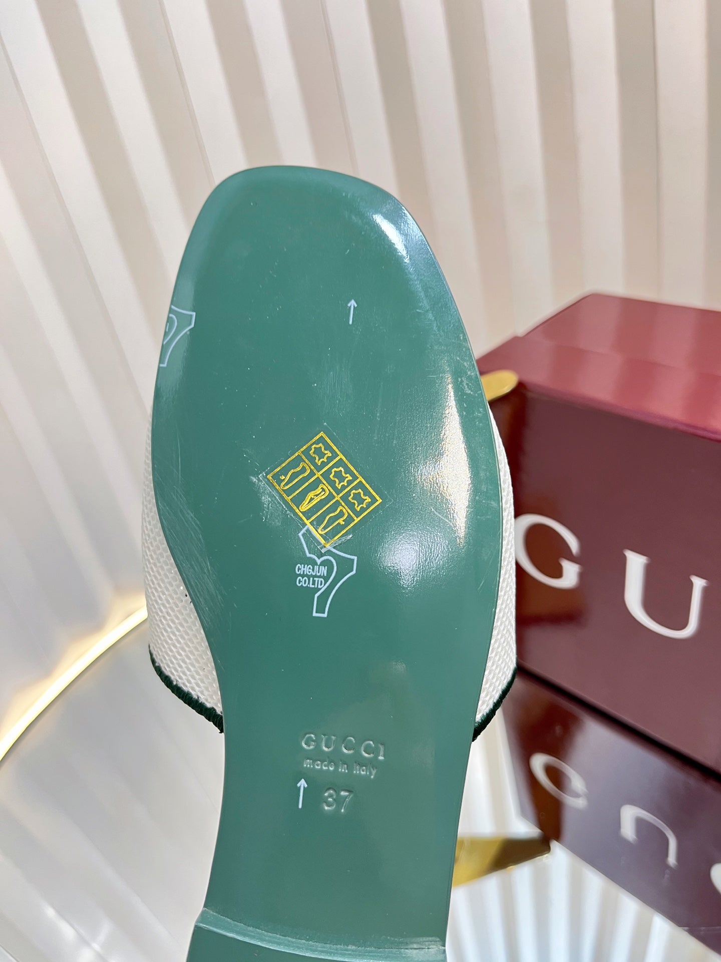 GC 25 Interlocking G Slide Sandal Emerald Green Canvas Cowhide 294643