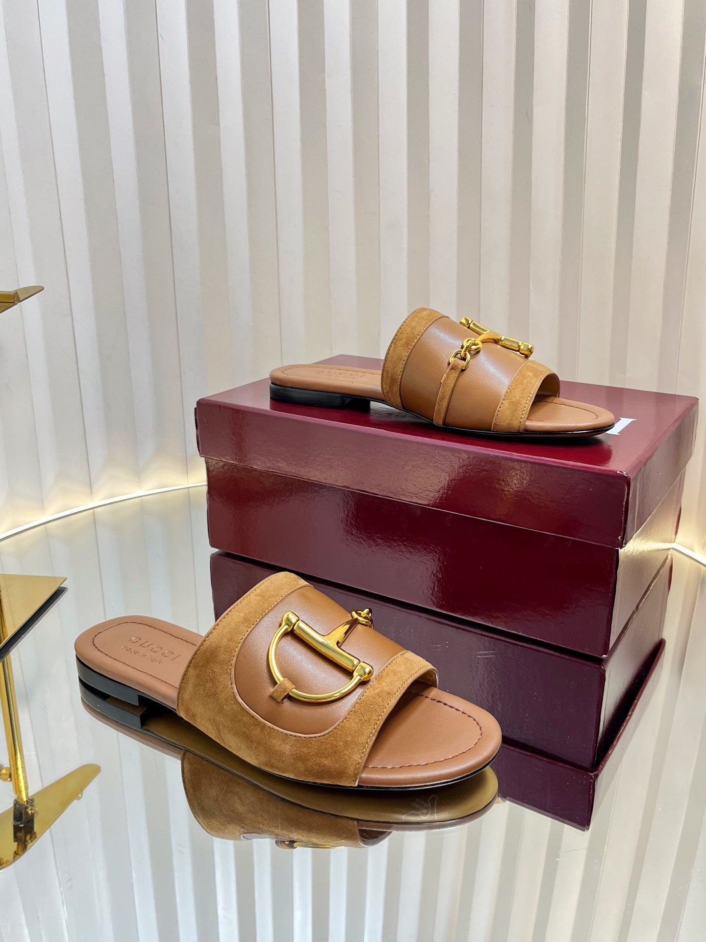 GC 25 Horsebit Sandals 10mm Brown Suede Sheepskin 294650