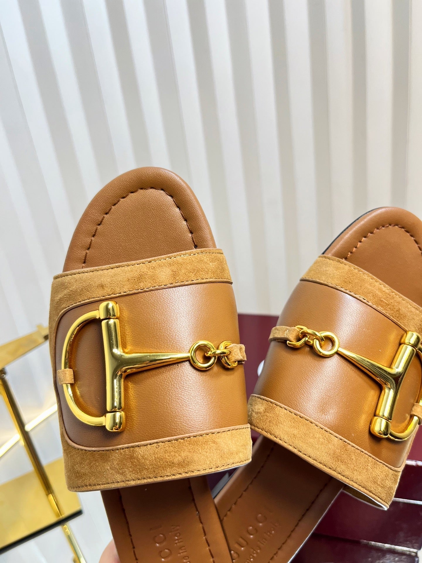 GC 25 Horsebit Sandals 10mm Brown Suede Sheepskin 294650