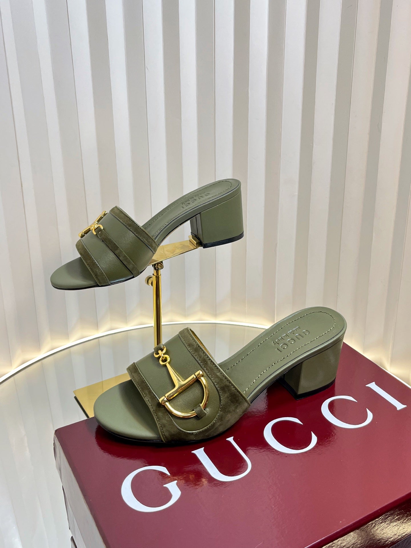 GC 25 Horsebit Sandals 50mm Dark Green Suede Sheepskin 294655