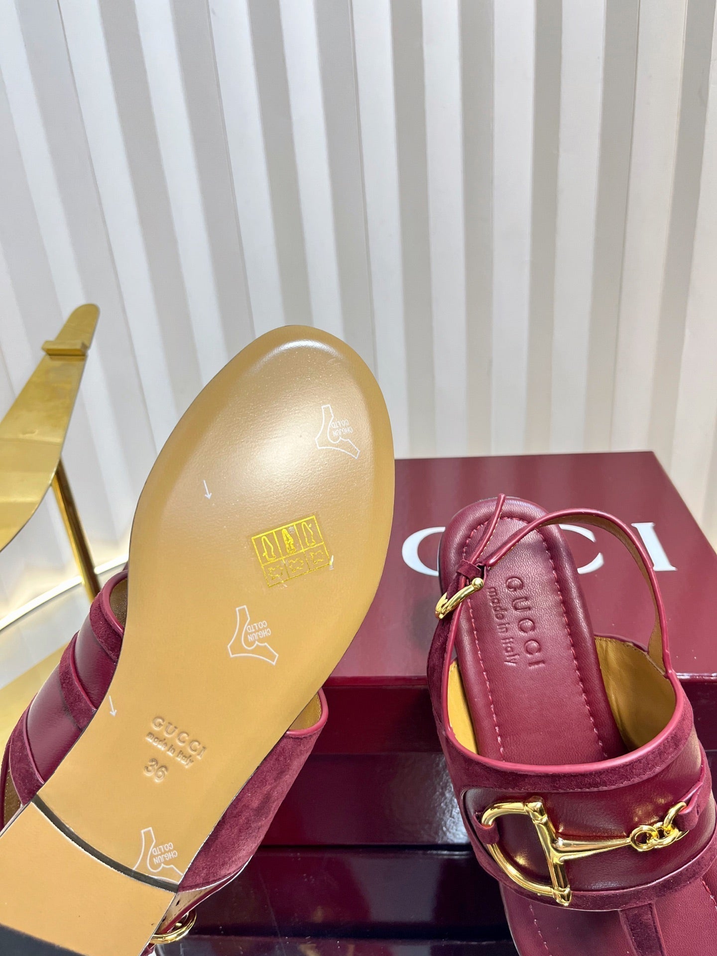 GC 25 Thong Sandal Red Suede Sheepskin 294657