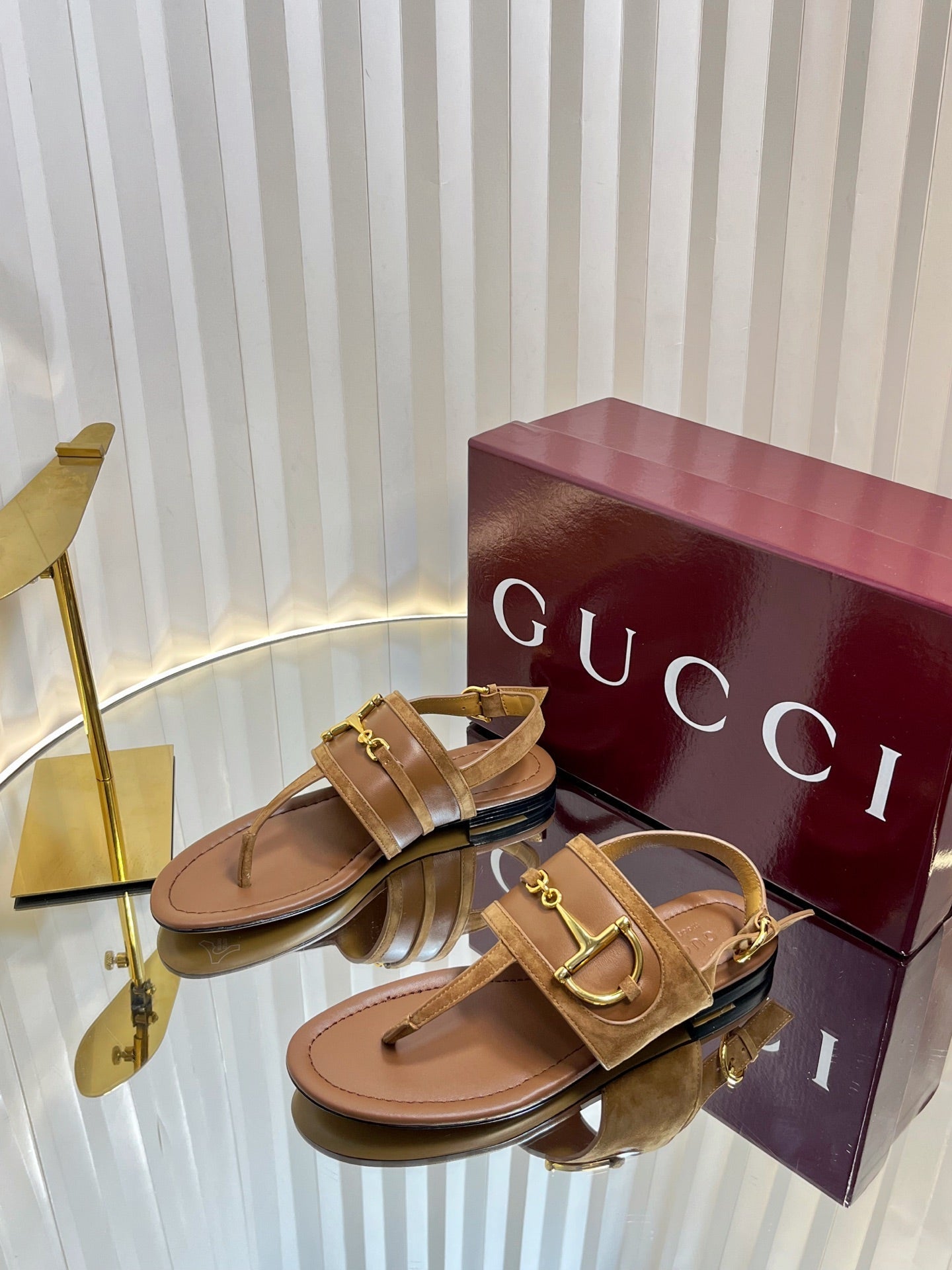 GC 25 Thong Sandal Brown Suede Sheepskin 294658