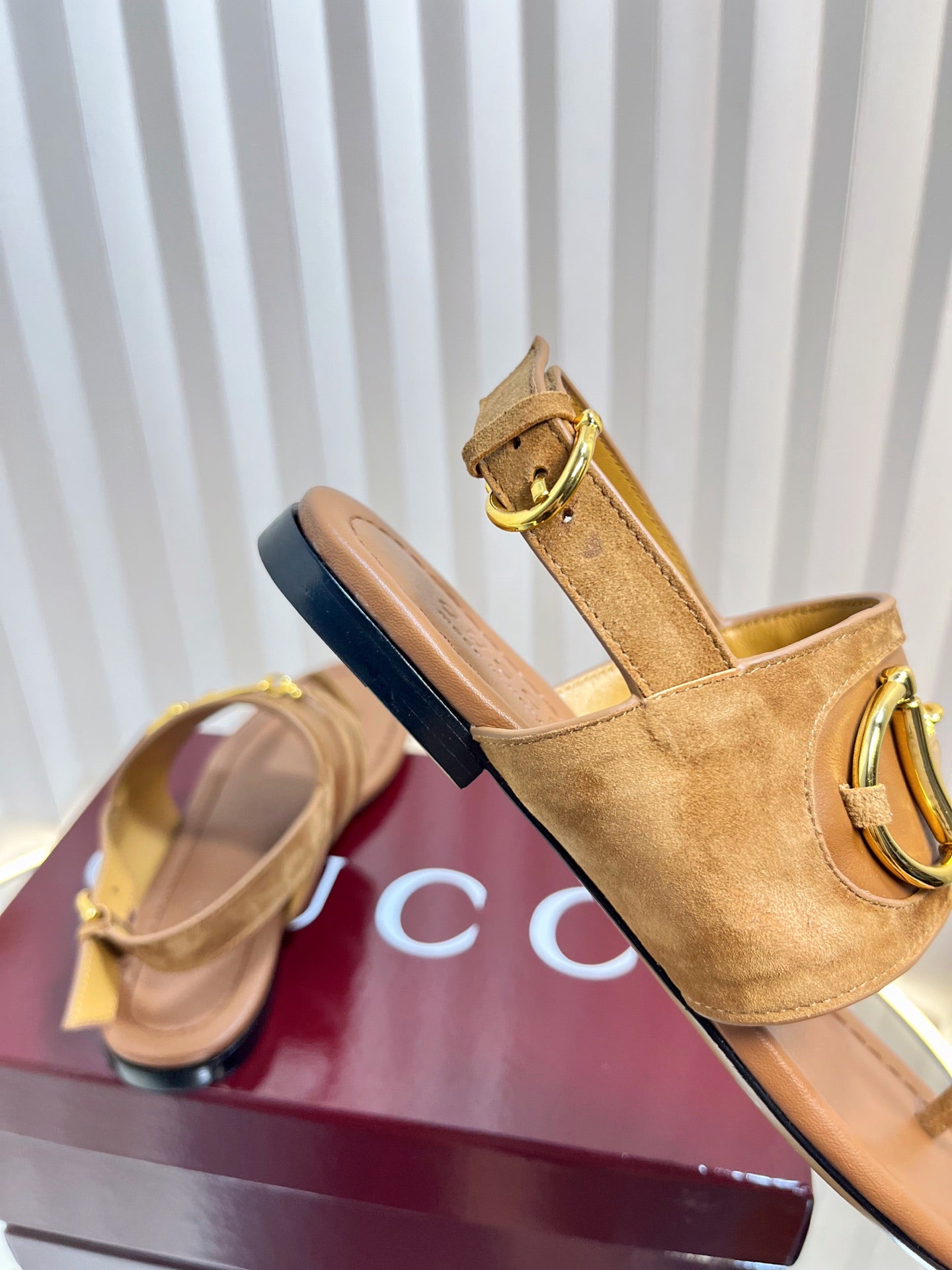 GC 25 Thong Sandal Brown Suede Sheepskin 294658