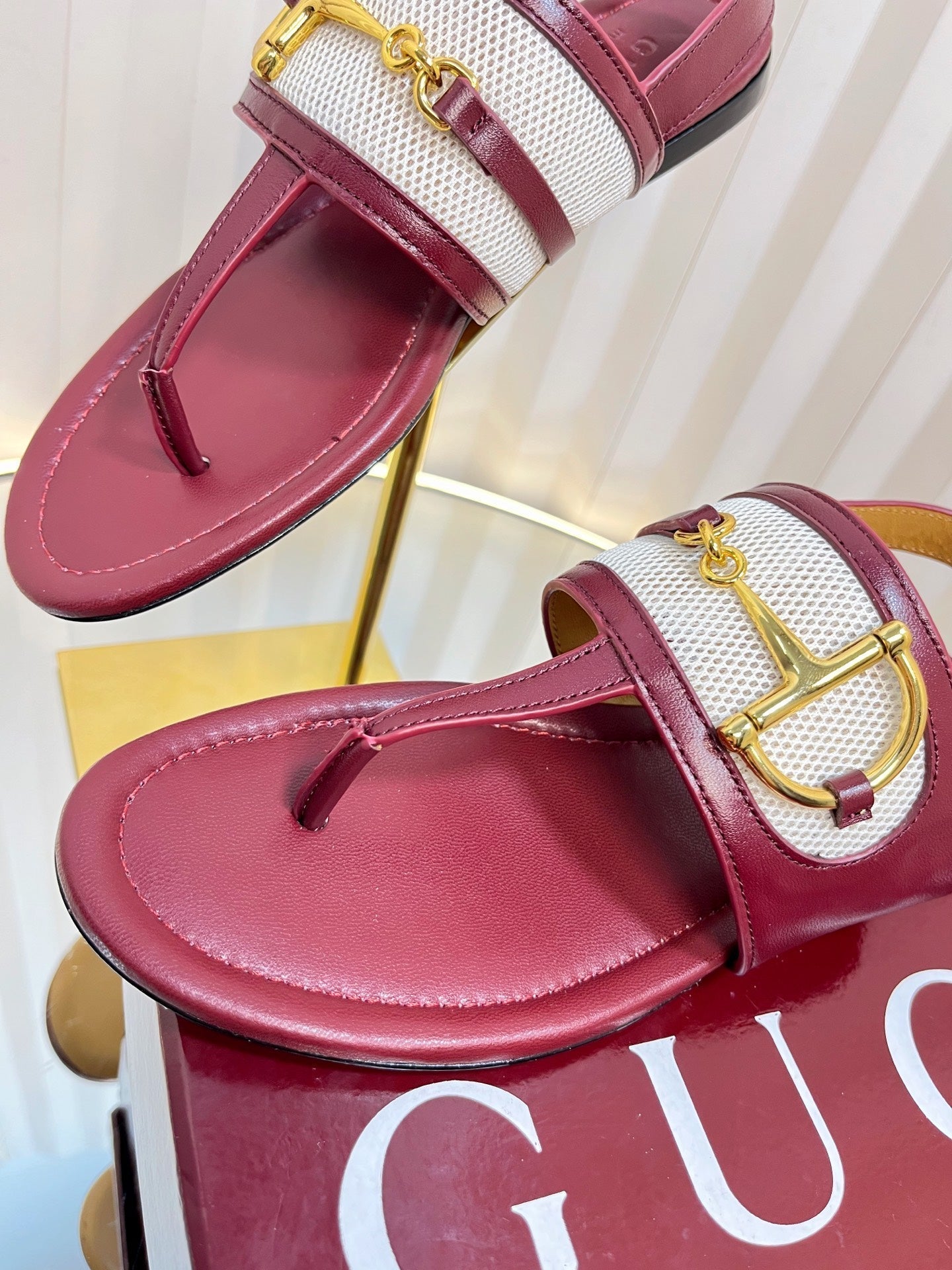 GC 25 Thong Sandal Red Canvas Sheepskin 294669