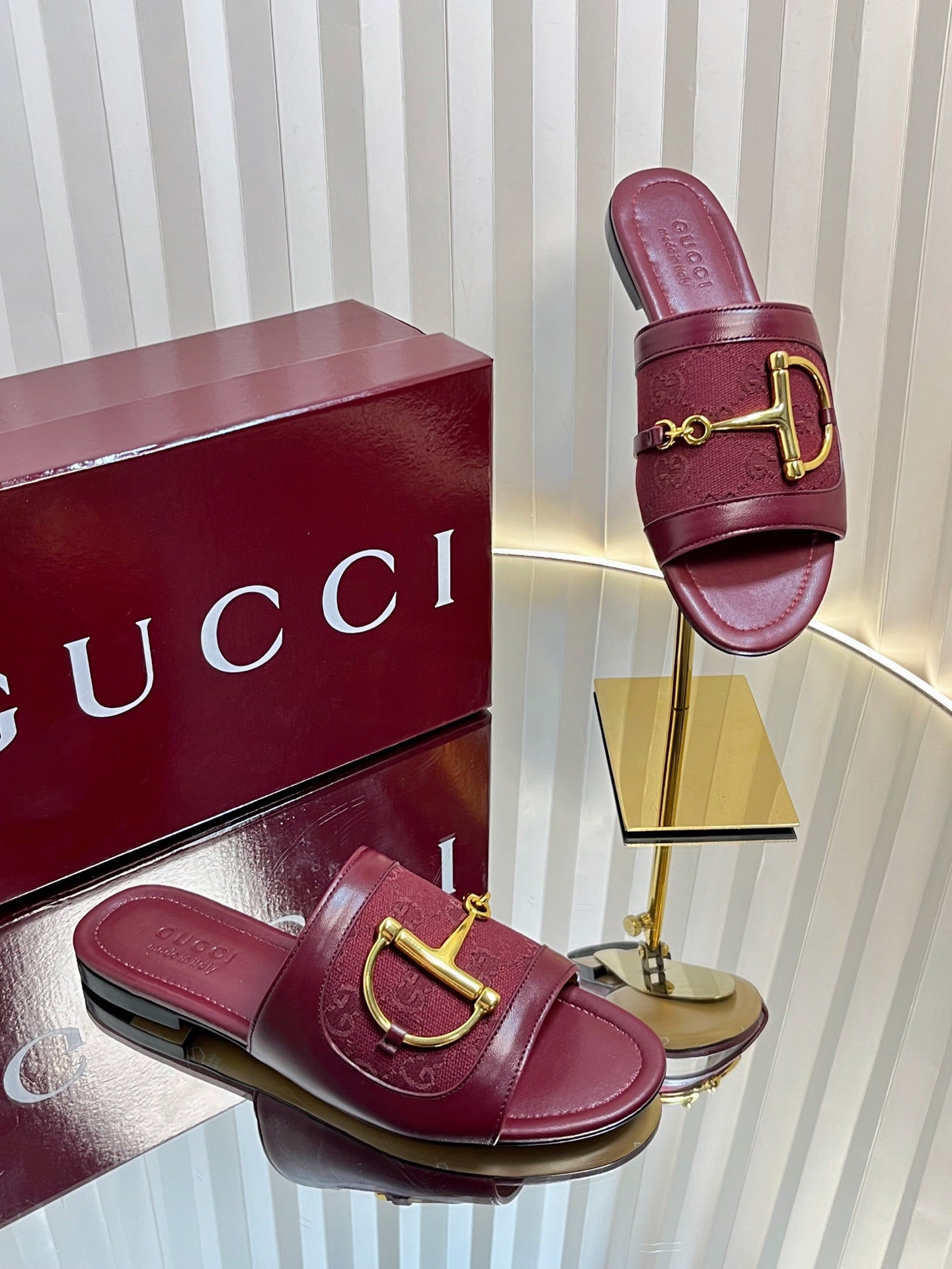 GC 25 Horsebit GG Sandals Red Canvas 294673