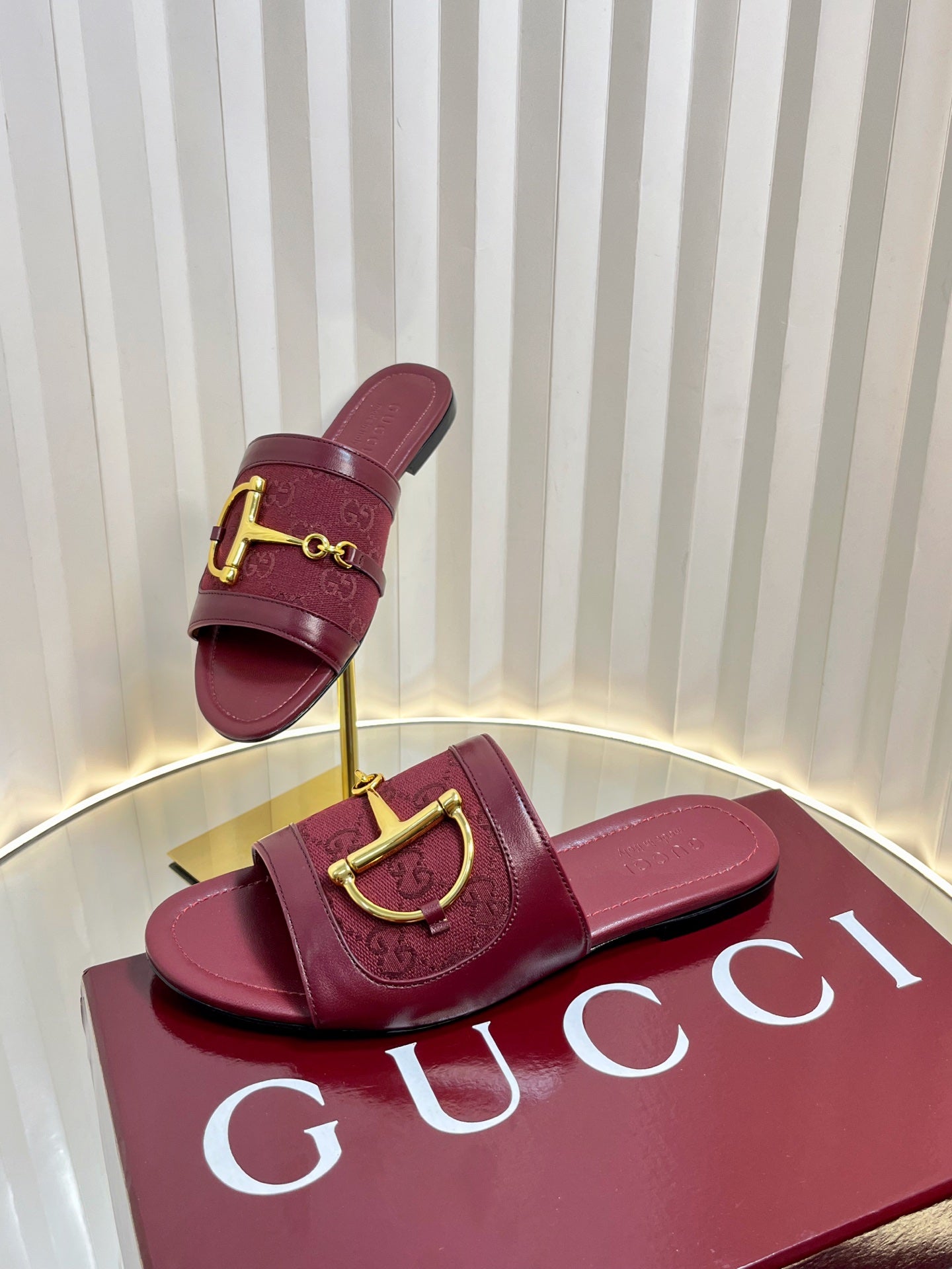 GC 25 Horsebit GG Sandals Red Canvas 294673