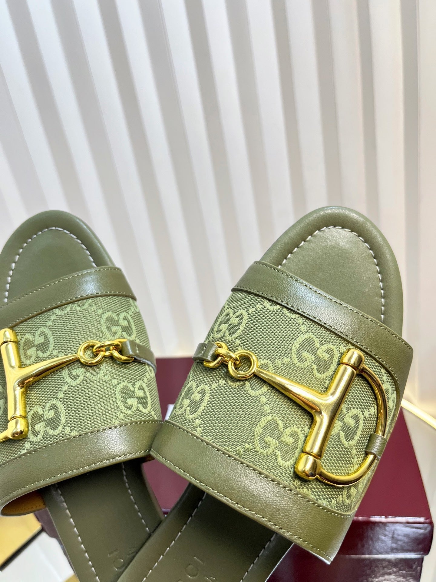 GC 25 Horsebit GG Sandals Dark Green Canvas 294675
