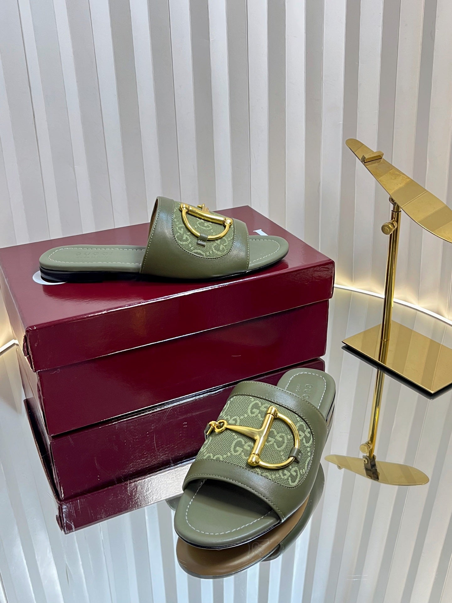 GC 25 Horsebit GG Sandals Dark Green Canvas 294675