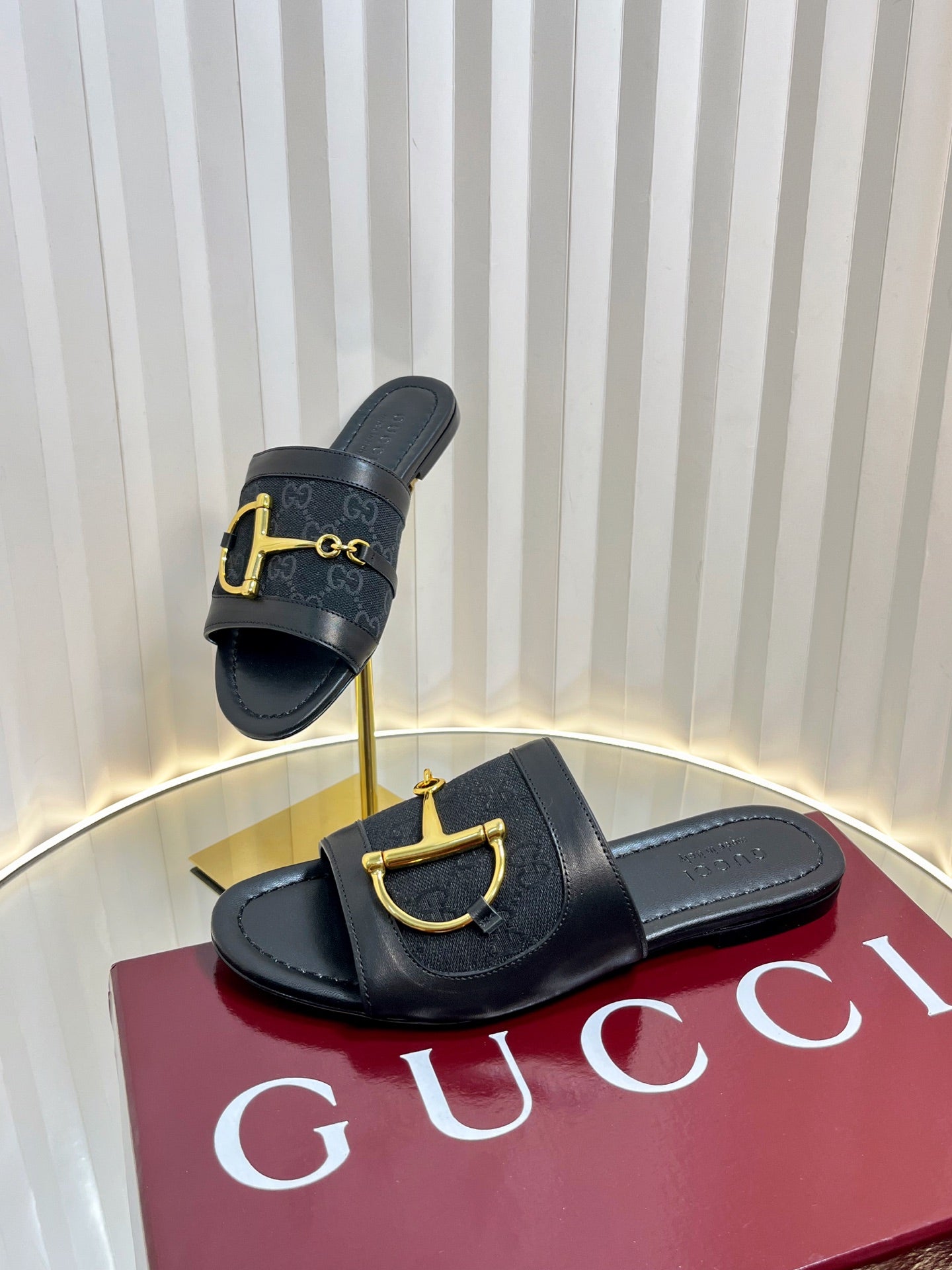 GC 25 Horsebit GG Sandals Black Canvas 294676