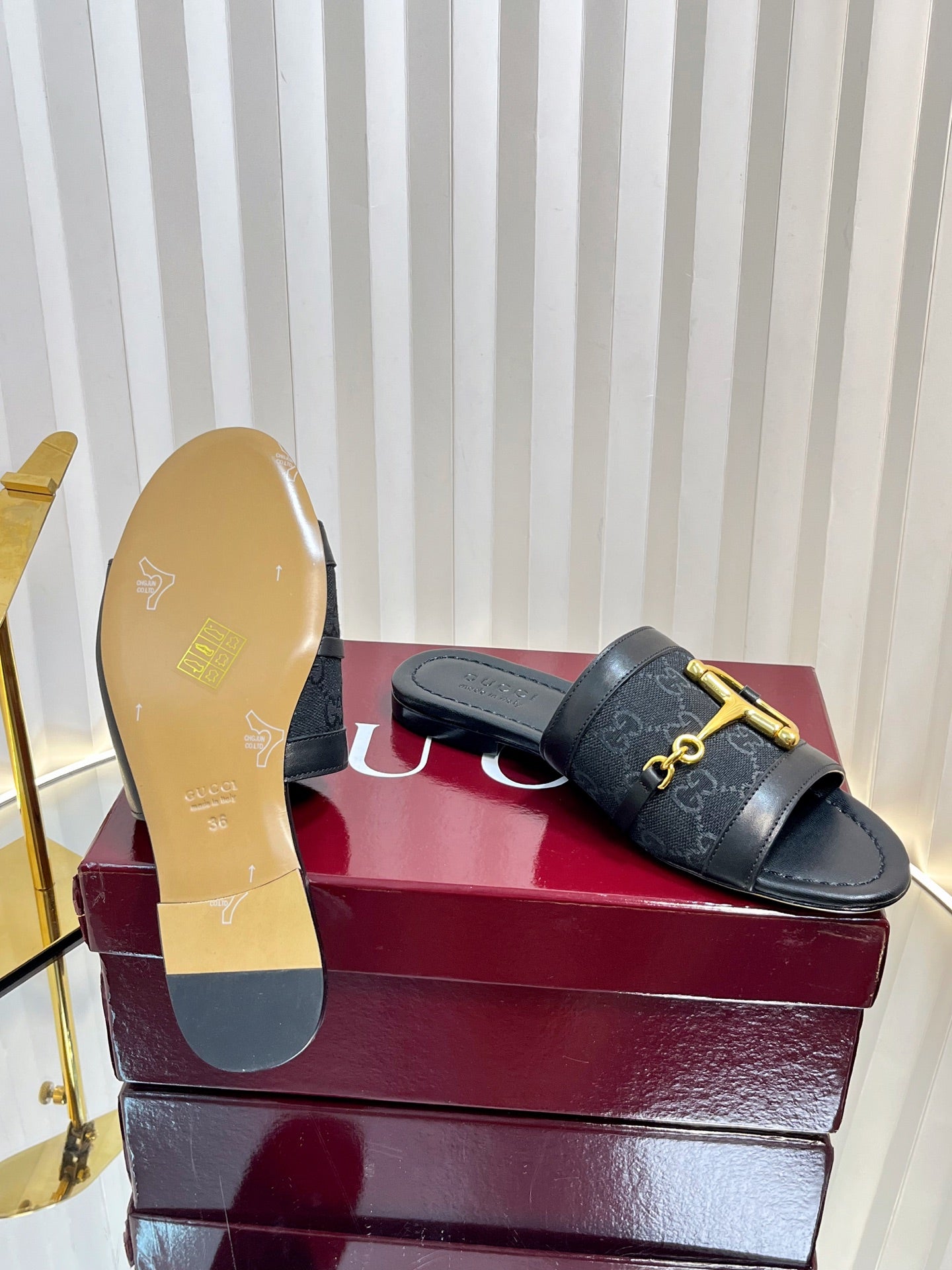 GC 25 Horsebit GG Sandals Black Canvas 294676