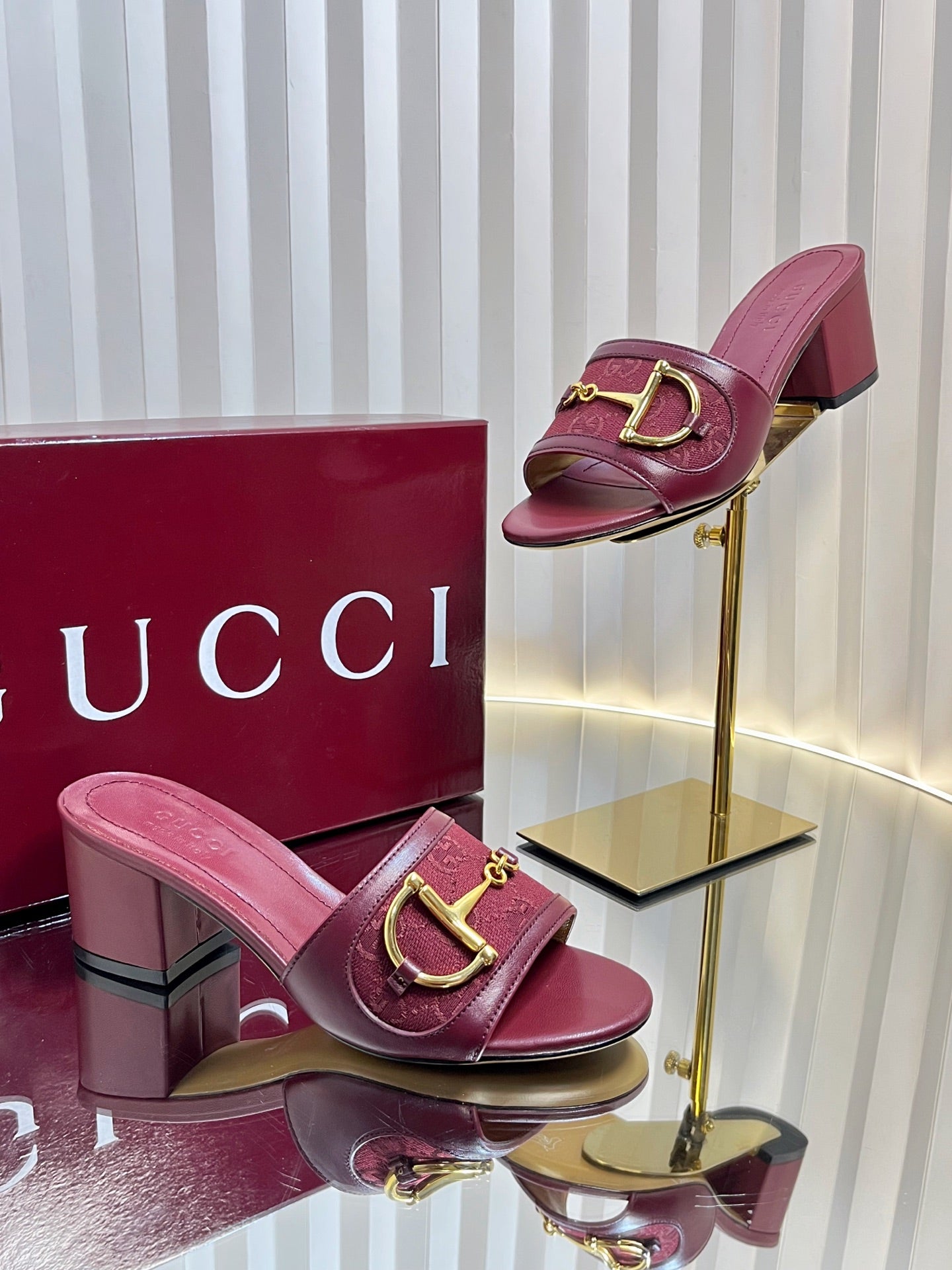 GC 25 Horsebit GG 50mm Sandals Red Canvas 294677