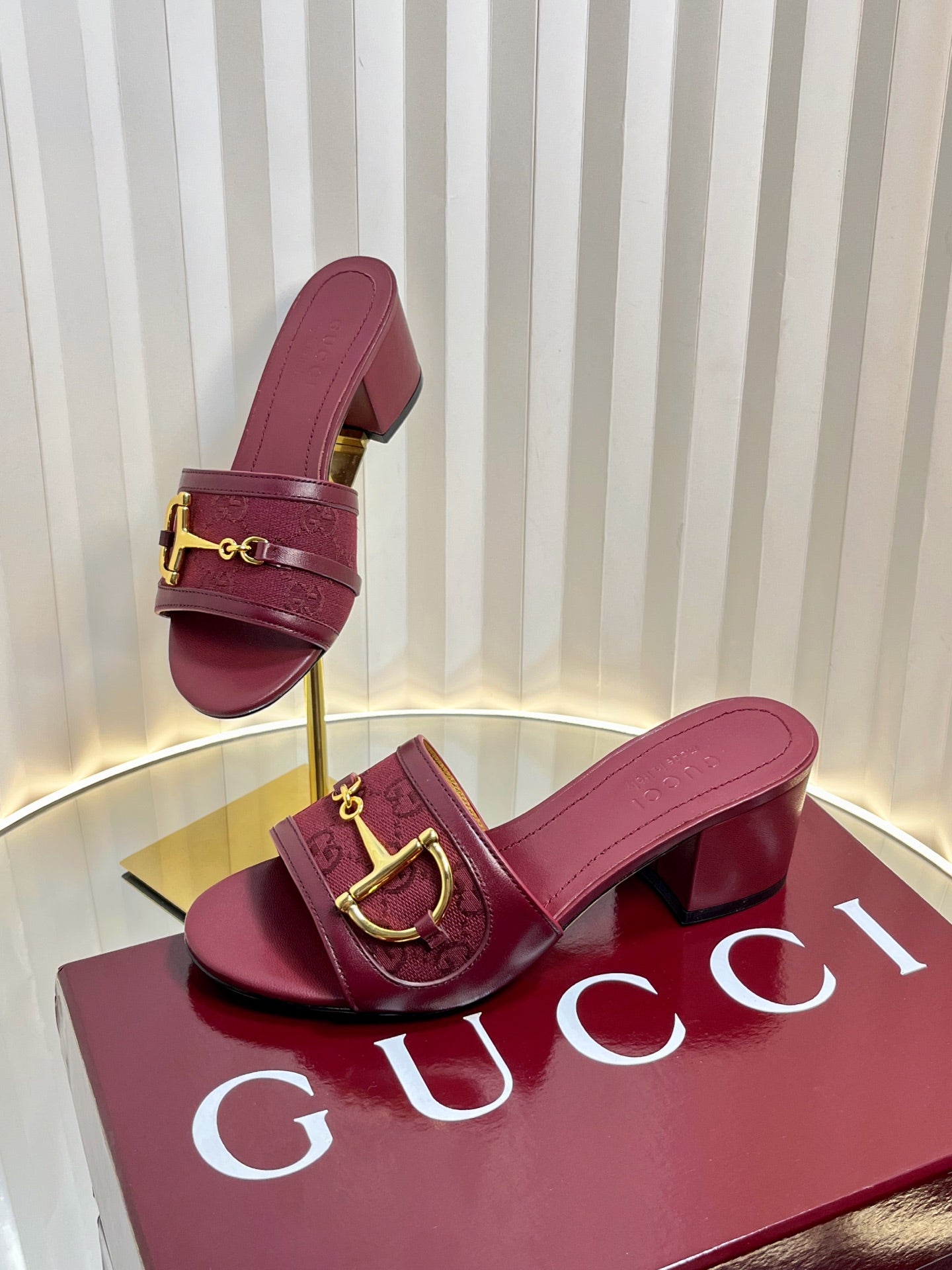 GC 25 Horsebit GG 50mm Sandals Red Canvas 294677