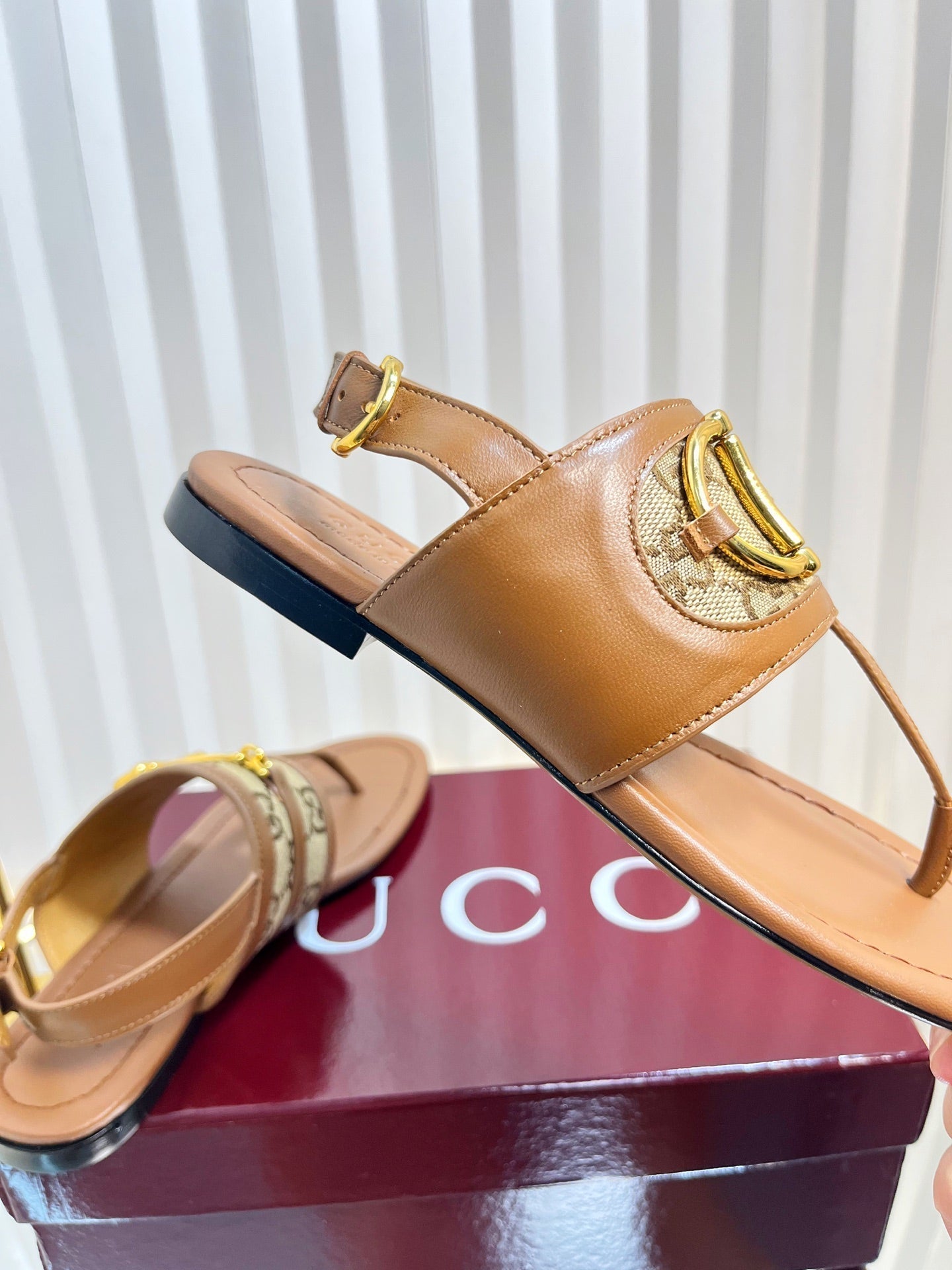 GC 25 Thong Sandal Brown Canvas 294682