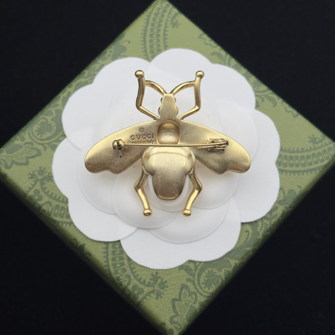 Gucci Brooch Gold 184131