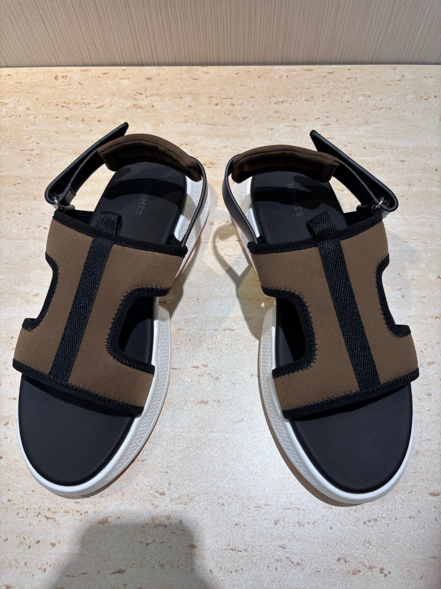 HM Men's Gate Sandal Brown Calfskin Suede 655428